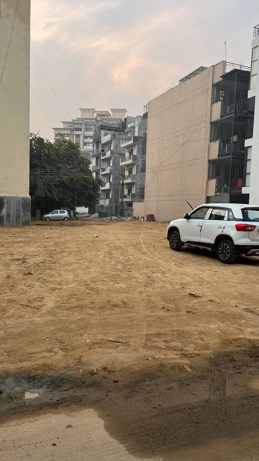 263 sq yd Plot for Sale in Sector 47, Gurugram — photo 3