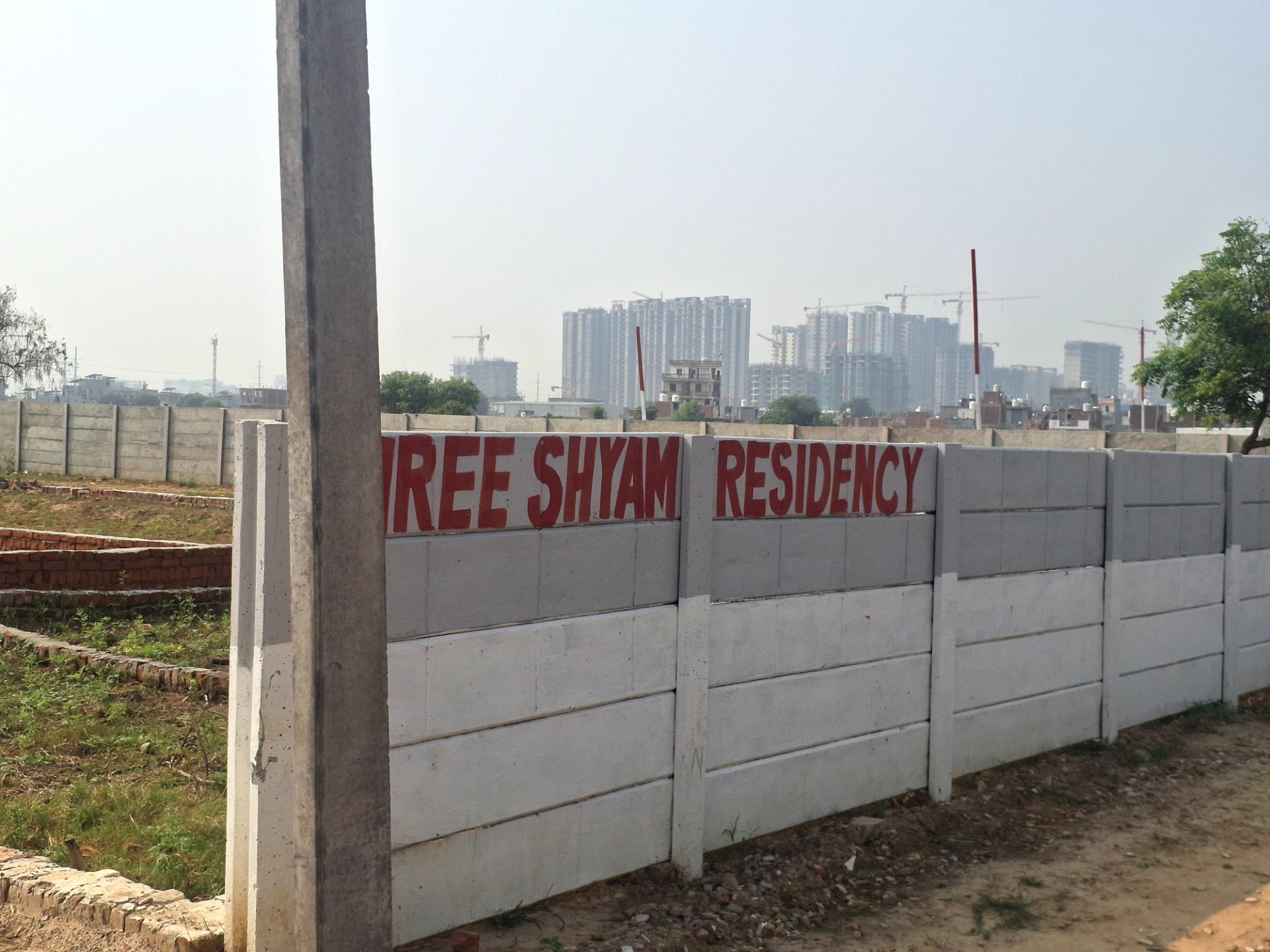100 sq yd Plot for Sale in Greater Noida West, Greater Noida — photo 5