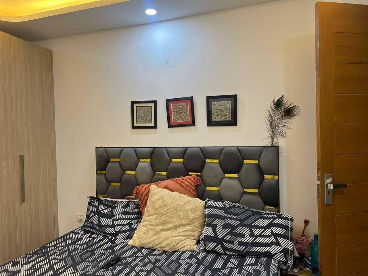 Furnished 3 BHK Flat for Rent in DDA Flats, Saket, Delhi — photo 4