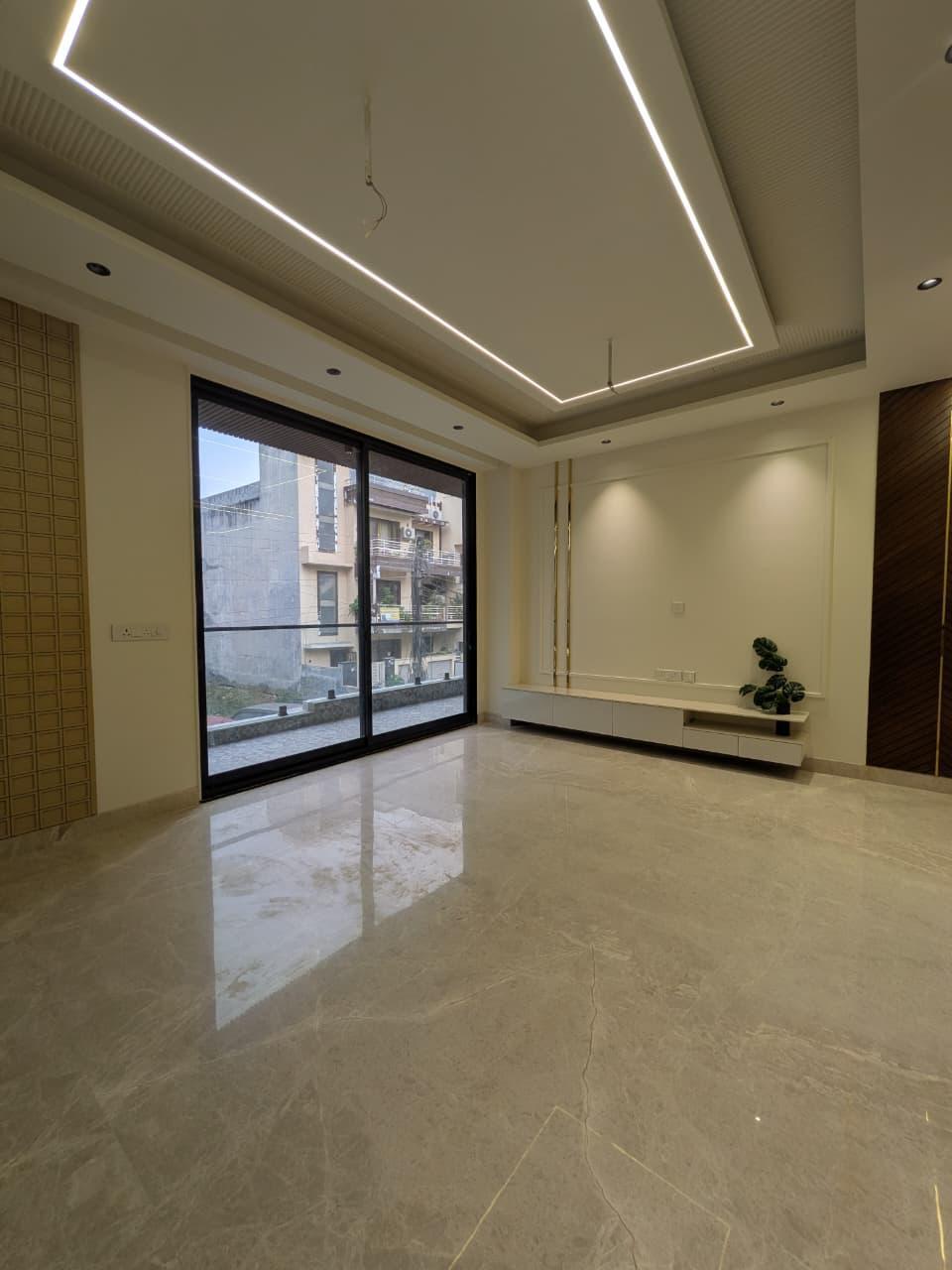 3 BHK Builder Floor for Sale in Gurugram Sector 57, Gurugram — photo 3