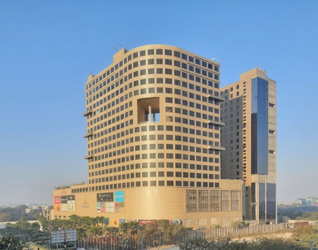 700 sq ft Office Space for Sale in Sector 32, Noida — photo 2