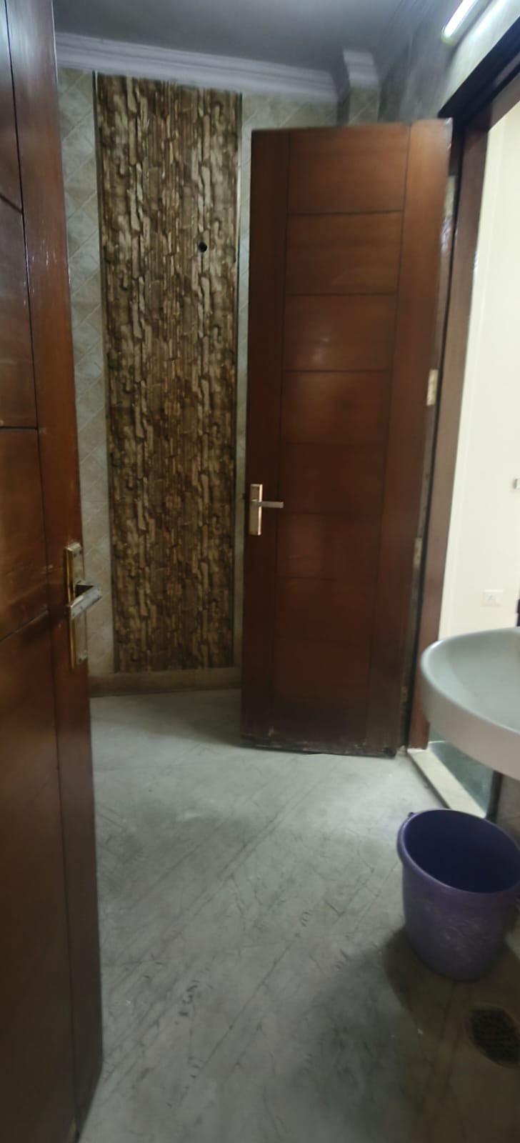 1 BHK Flat for Sale in Sector 70, Noida — photo 2