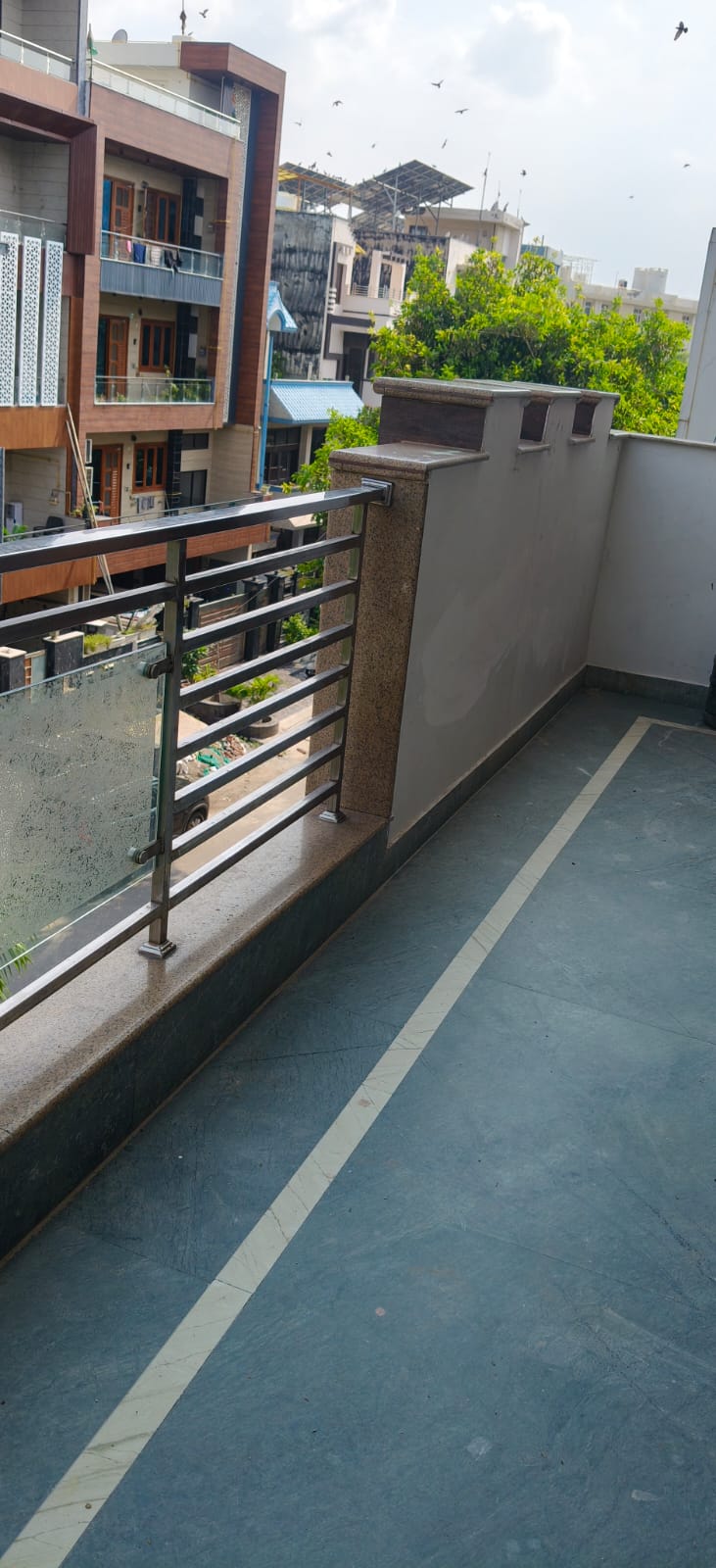 1 BHK Flat for Sale in Sector 70, Noida — photo 4
