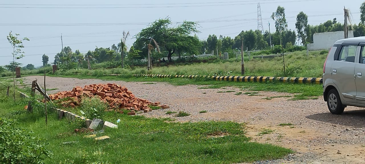 100 sq yd Plot for Sale in Vrindavan Vihar• City/tehsil: Palwal • District: Palwal (formerly Part of Faridabad District) • State: Haryana, Faridabad — photo 2