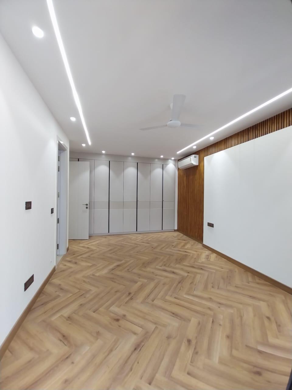 4 BHK Builder Floor for Sale in Sushant Lok 1, Gurugram — photo 5