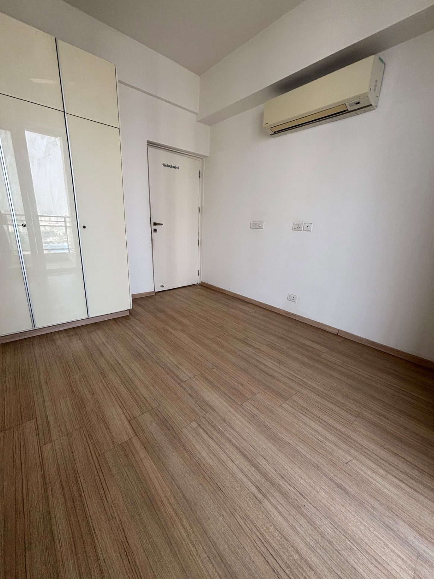 3 BHK Flat for Sale in Sector 82a, Gurugram