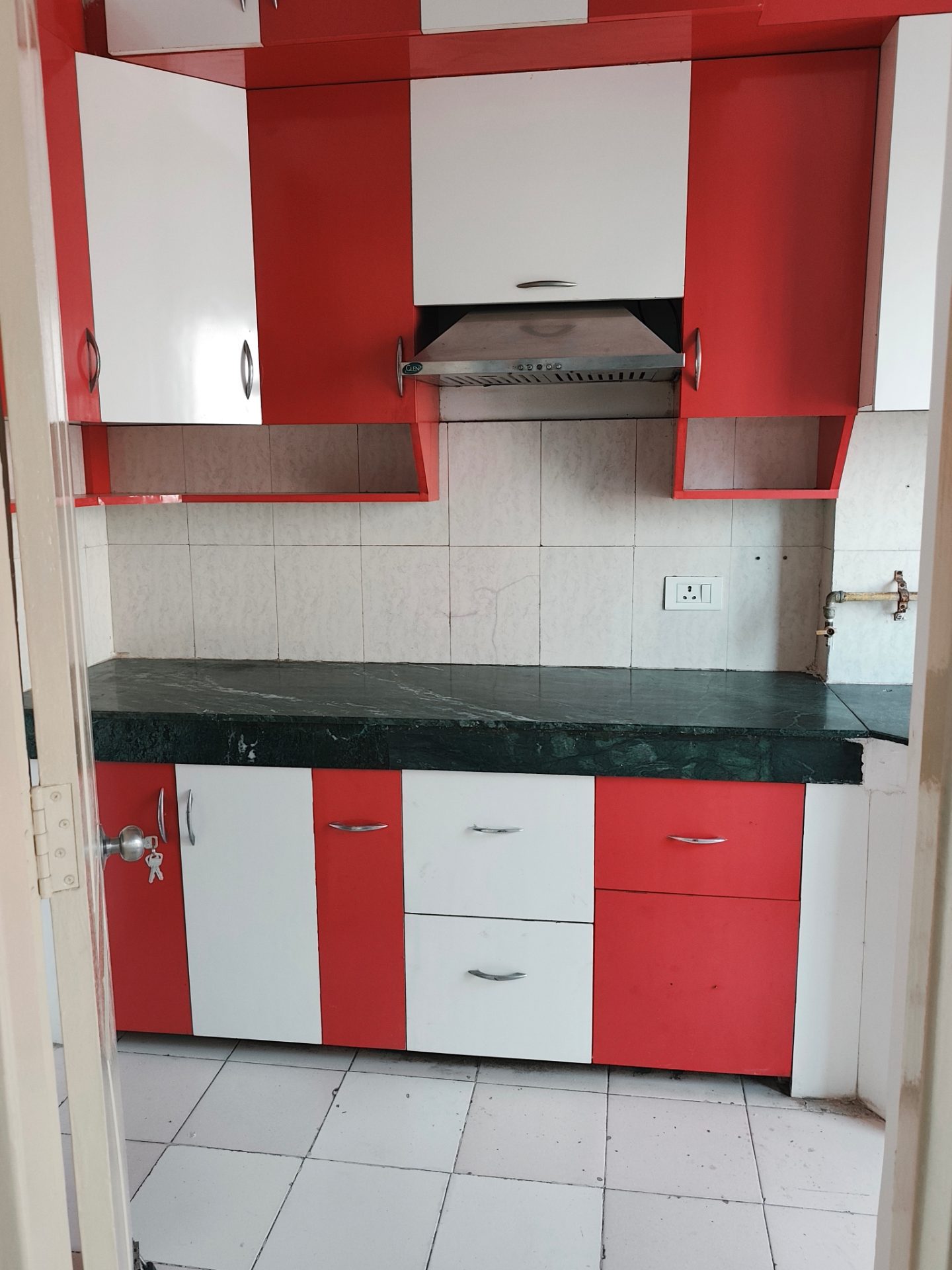 2bhk Flat For Sale In Paras Tierea Sector 137 Noida — photo 3