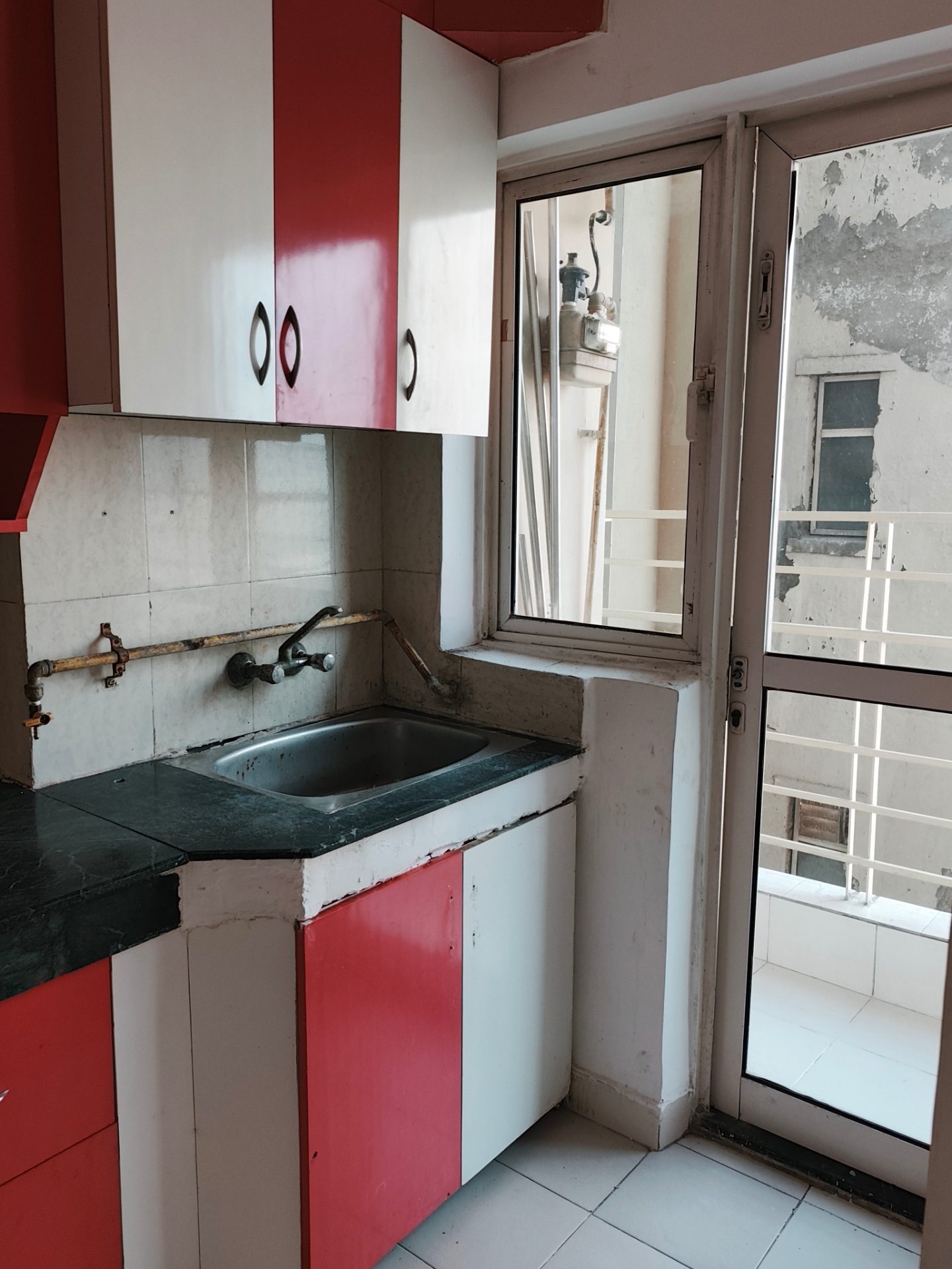2bhk Flat For Sale In Paras Tierea Sector 137 Noida — photo 4