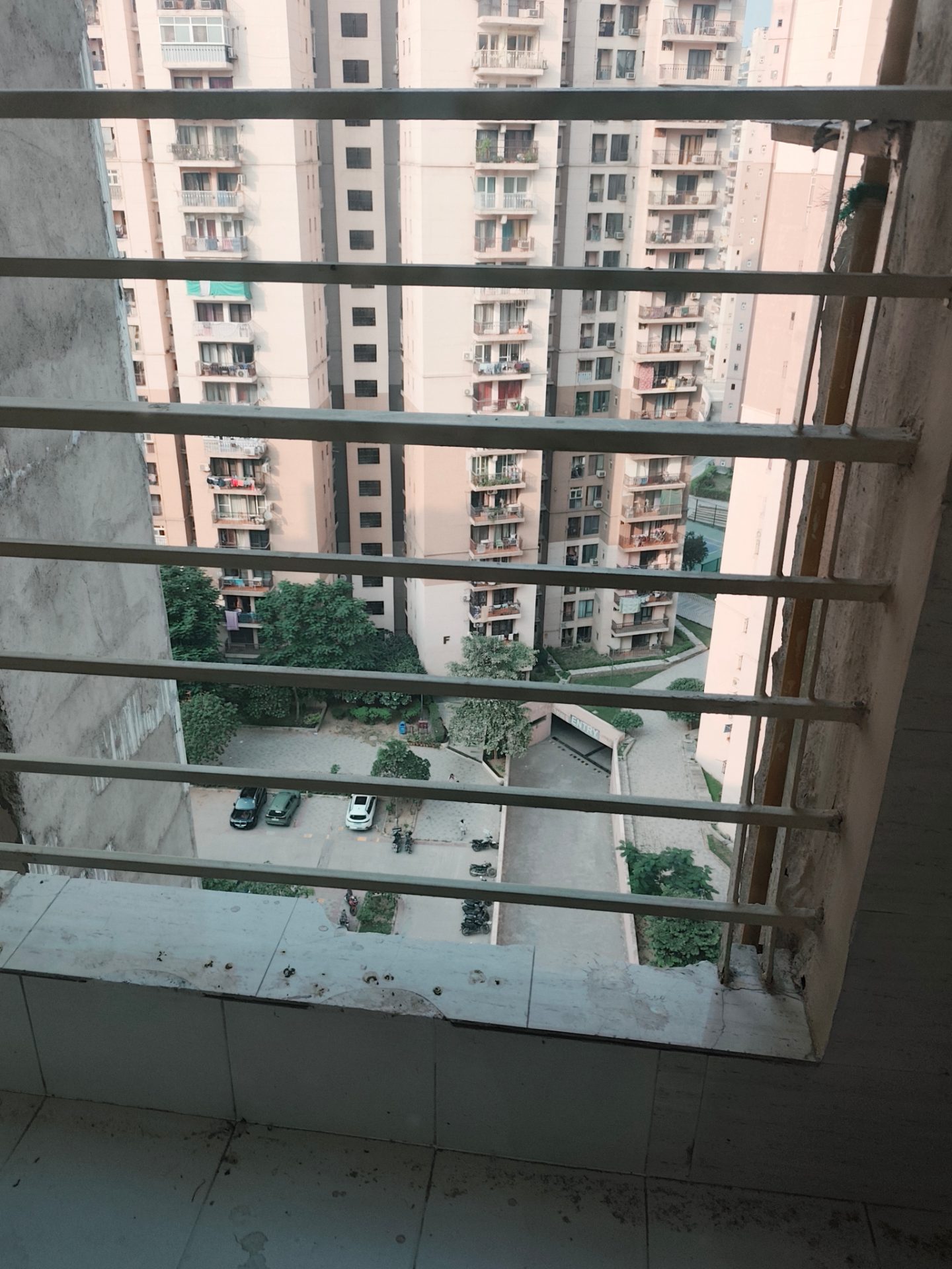 2bhk Flat For Sale In Paras Tierea Sector 137 Noida — photo 5