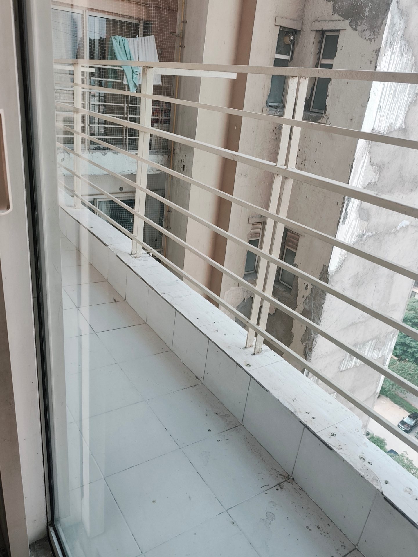 2bhk Flat For Sale In Paras Tierea Sector 137 Noida — photo 6