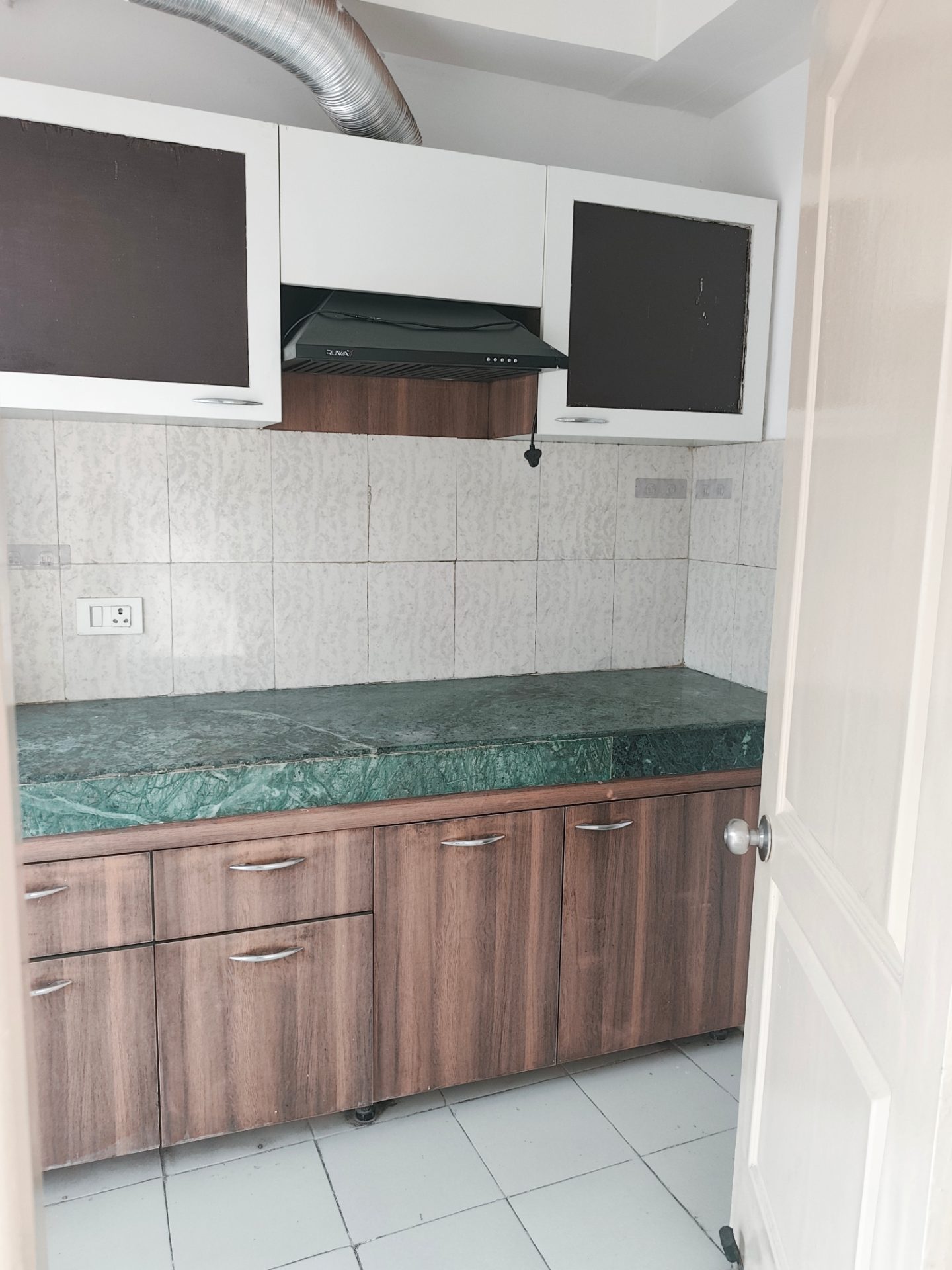 2bhk+Study Available For Sale Paras Tierea Sector 137 Noida — photo 3