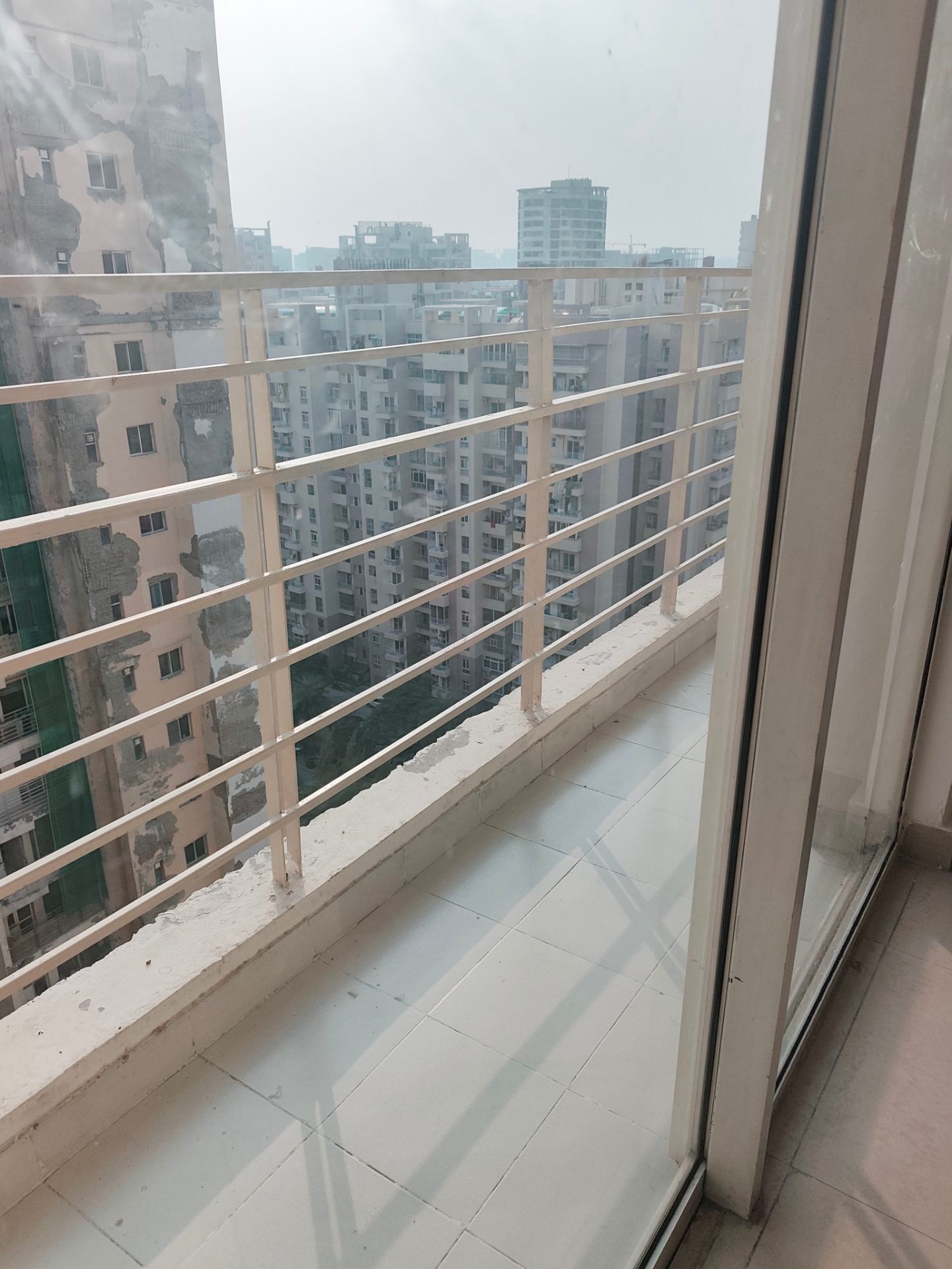 2bhk+Study Available For Sale Paras Tierea Sector 137 Noida — photo 7