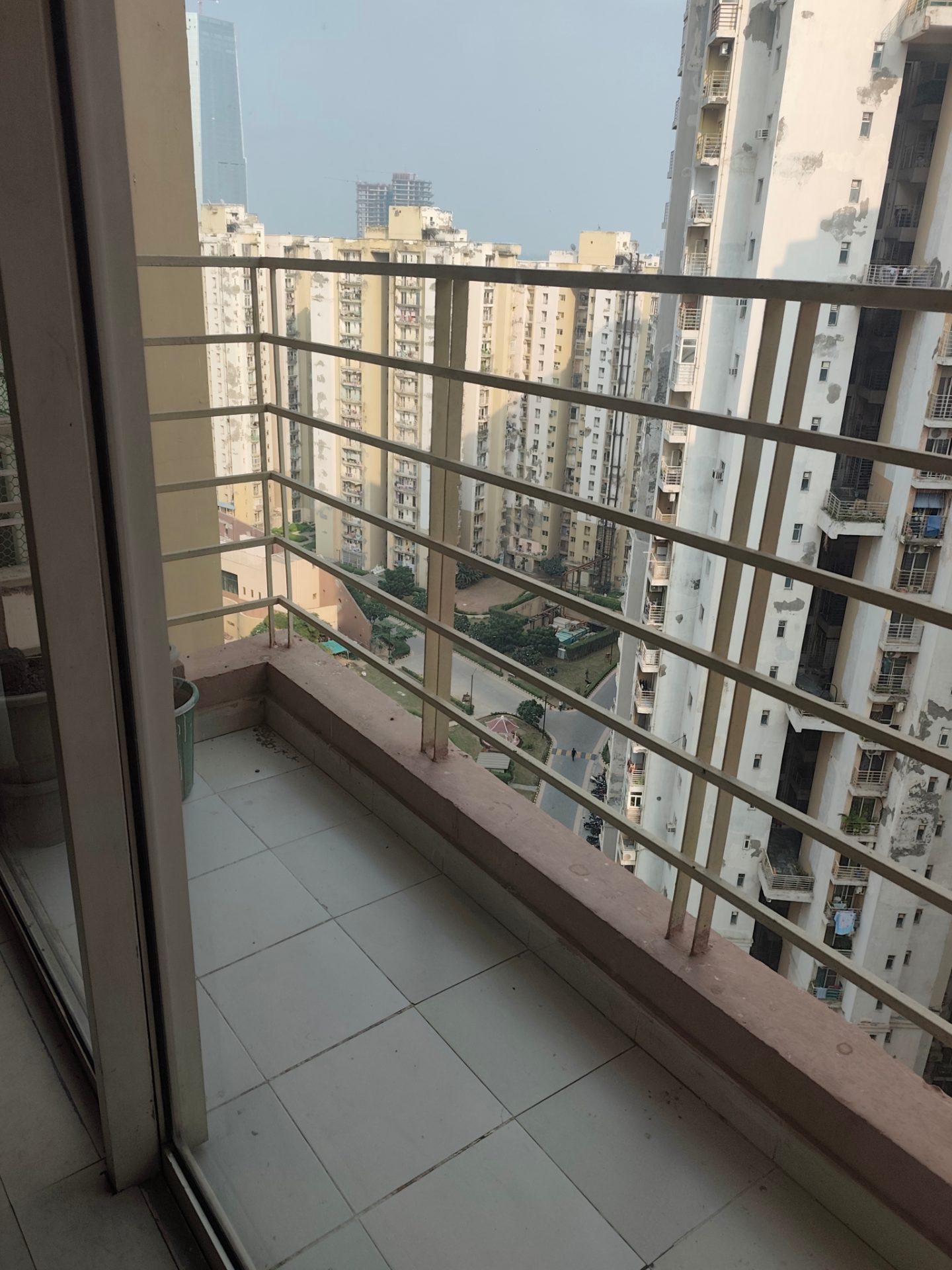 3 BHK Flat for Sale in Sector 137, Noida — photo 4