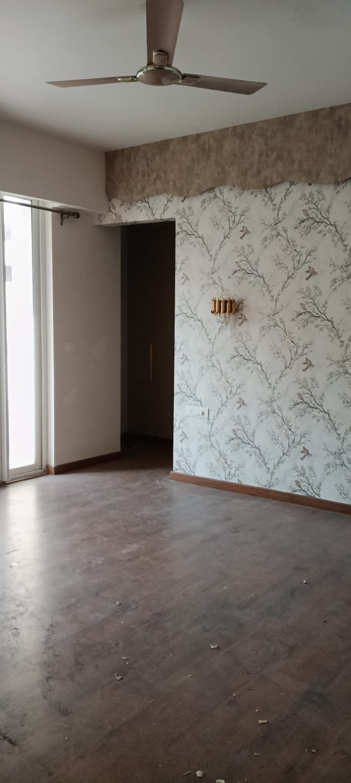 Semi-Furnished 3 BHK Flat for Rent in Sector 150, Greater Noida — photo 6