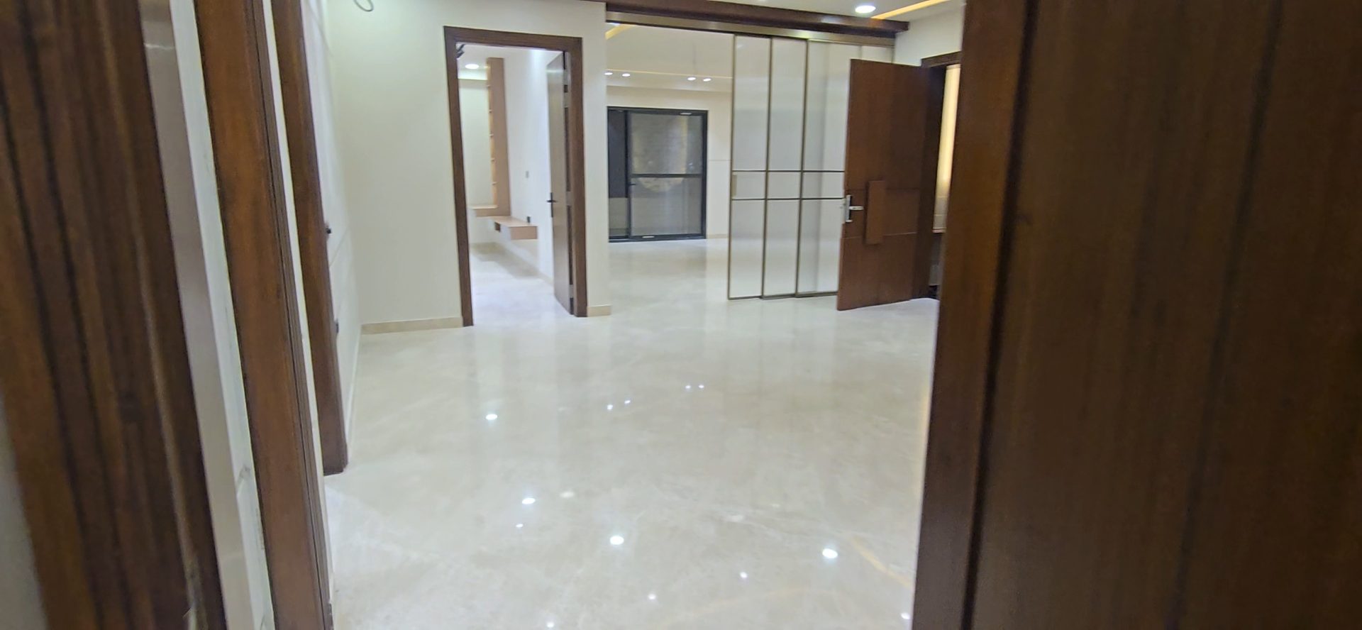4 BHK Builder Floor for Sale in Sector 52, Gurugram — photo 2