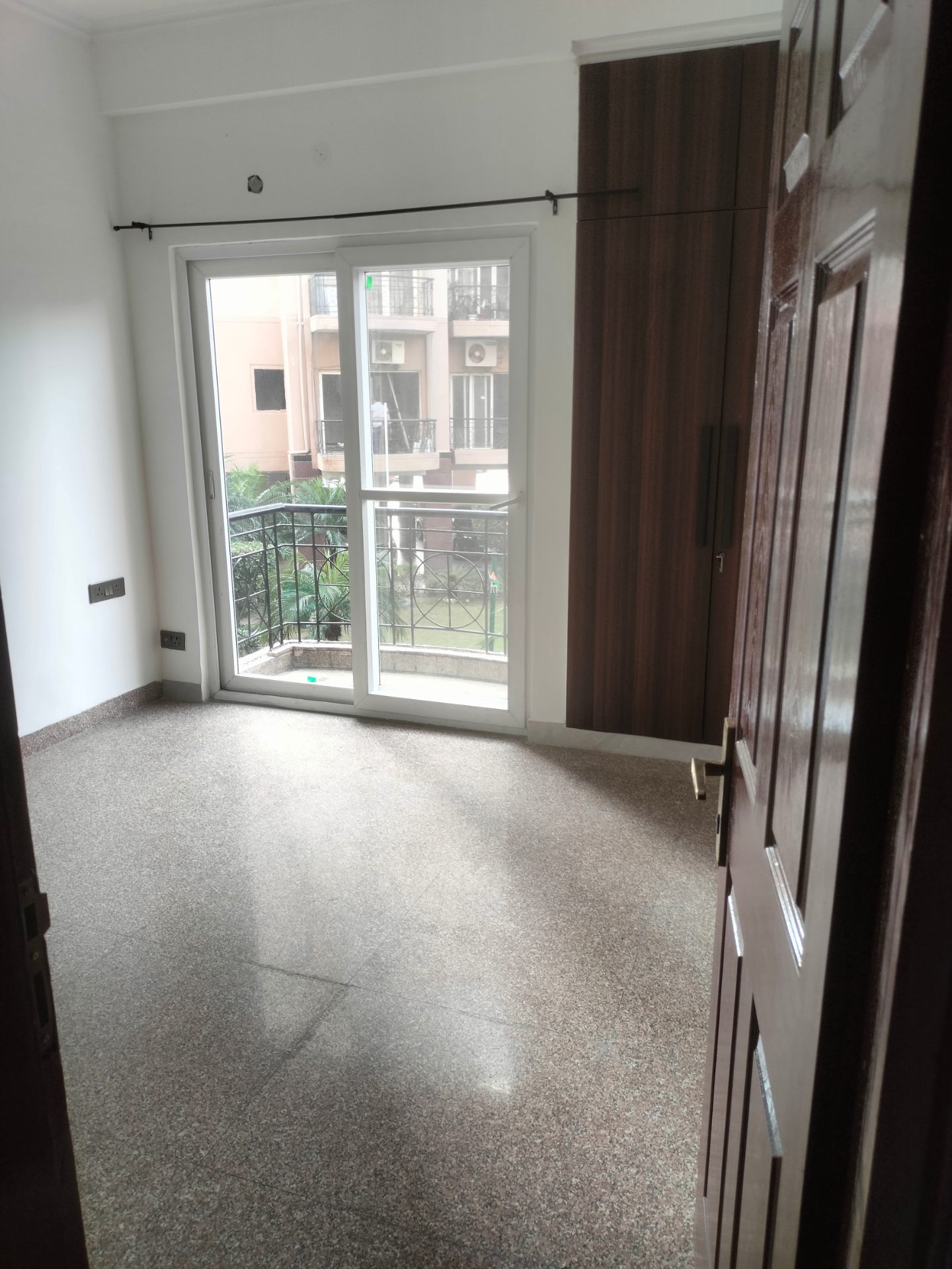 4BHK Flat for rent in Sector 44 Noida — photo 2