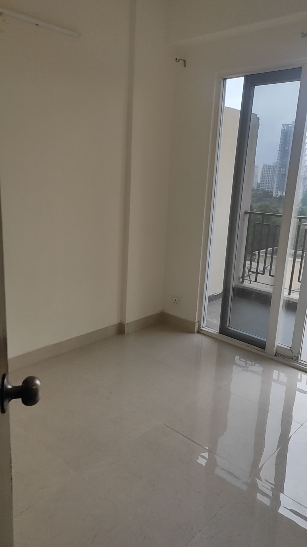 3 BHK Flat for Sale in Smartworld Gems, Sector 89, Gurugram