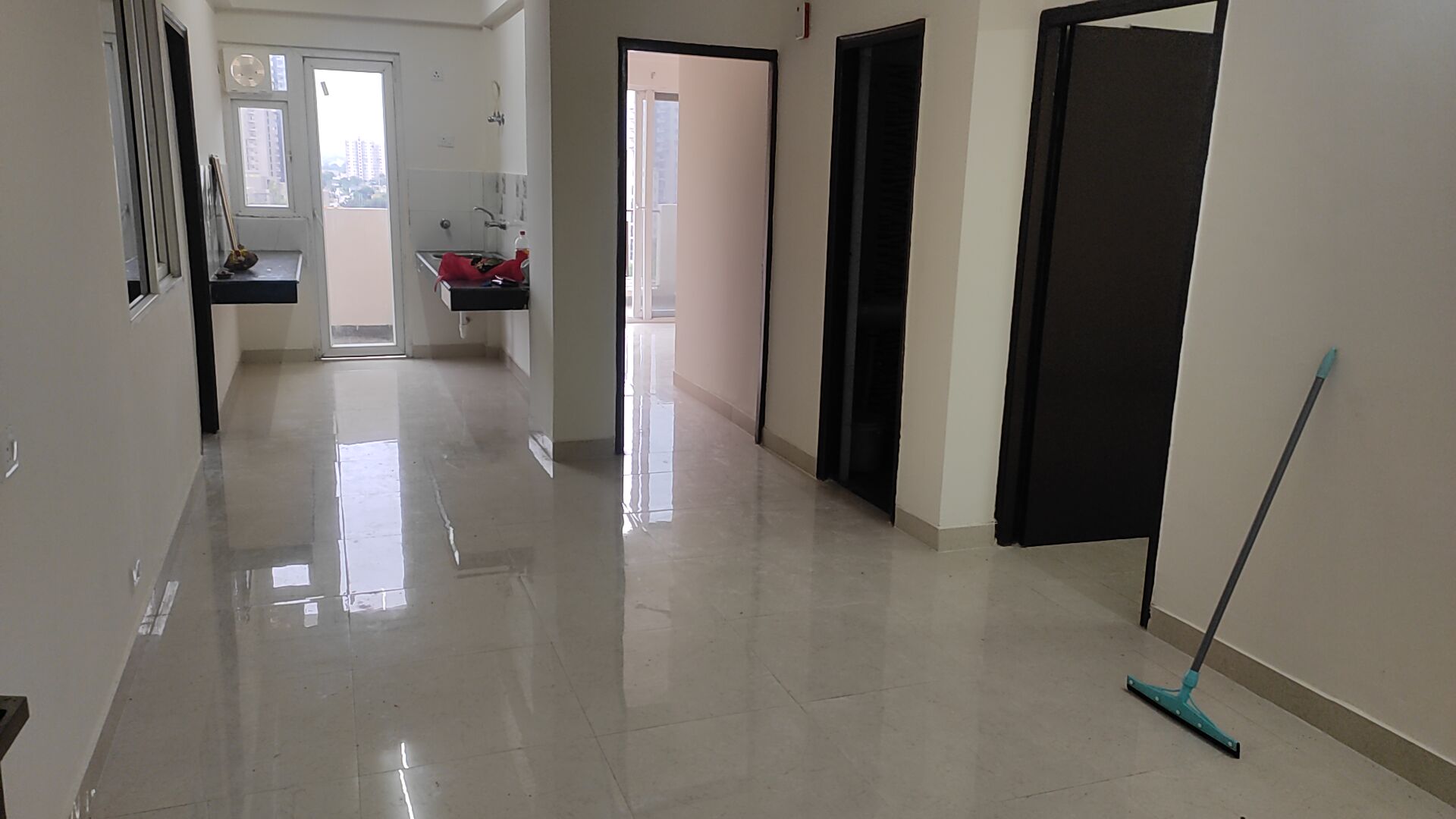 3 BHK Flat for Sale in Smartworld Gems, Sector 89, Gurugram — photo 2