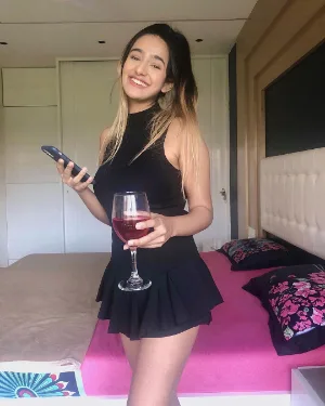 Nagpur Hello dear gentlemen now available call girls service in city number one 