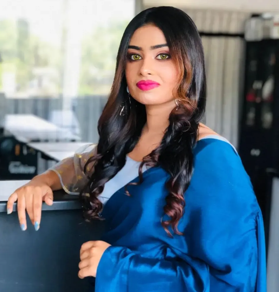 Tashanthi  Prasadika - English Reading & Writing Skills, Elocution, Spoken English & Communication Skills Teacher in Sri Lanka | Clazz.lk