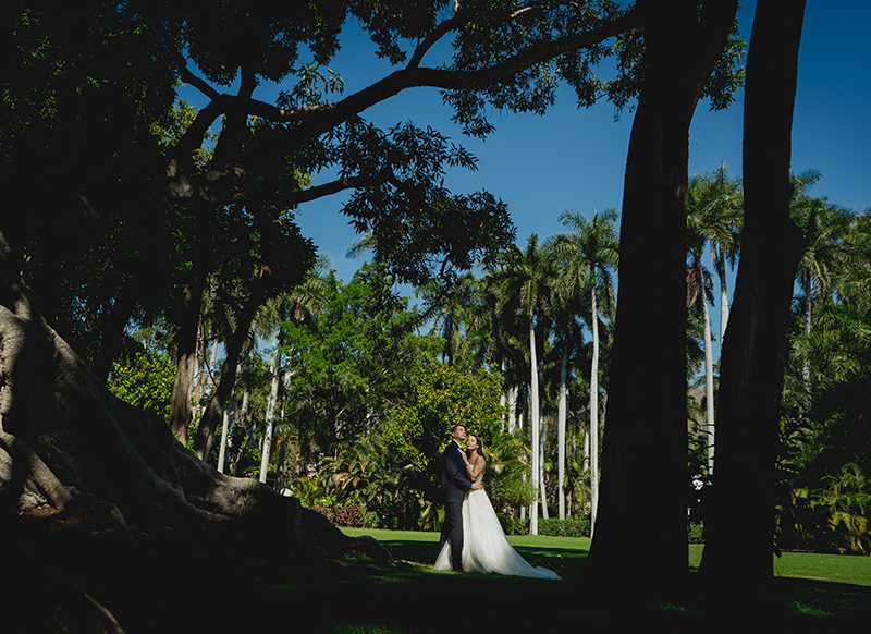 Novios en sesión en boda de destino, Las Estacas, Morelos