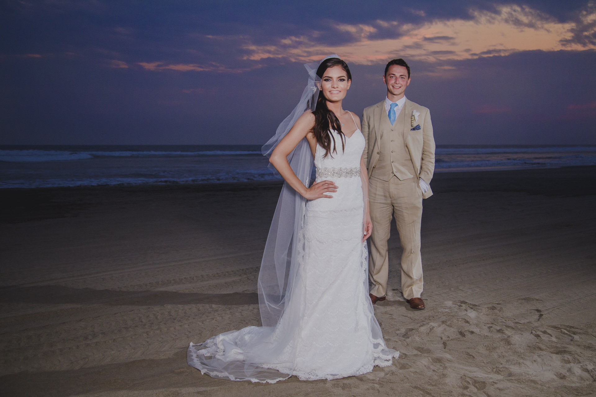 Ximena y Alfonso - Acapulco - Foto 39