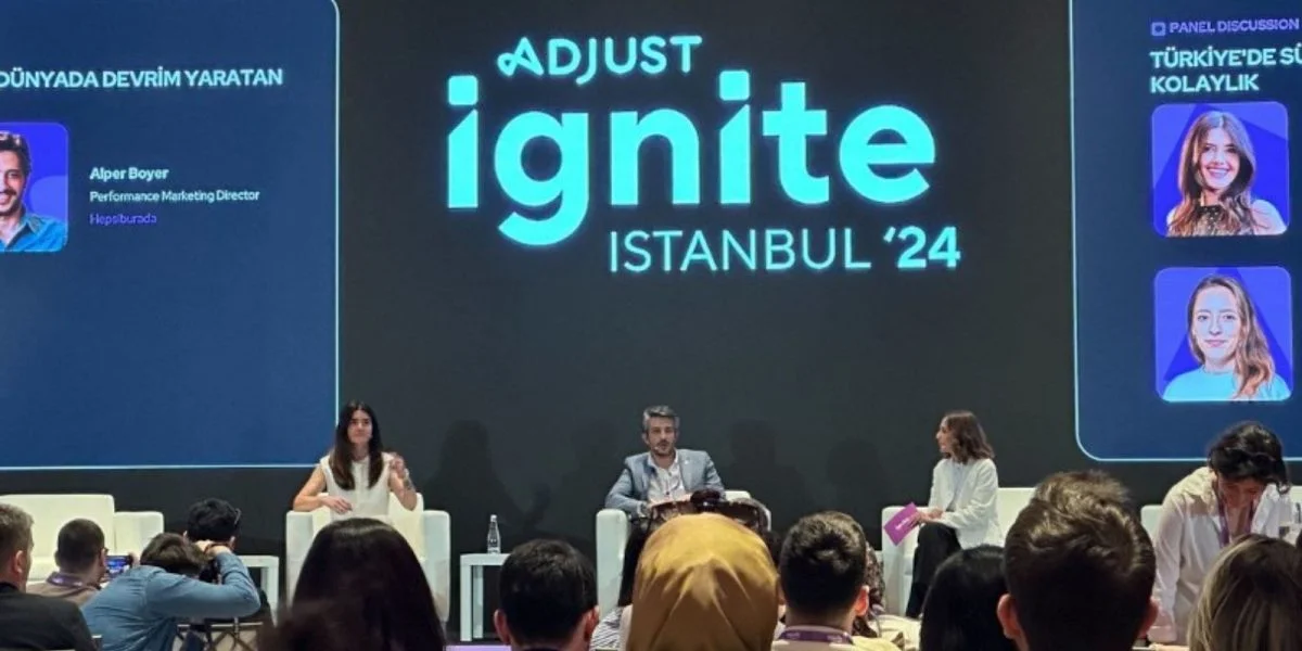Adjust Ignite’da kullanıcı davranışının dinamiklerine nasıl uyum sağlanacağı ve yeni ölçümlerin olanaklarının nasıl en üst düzeye çıkarılacağı hakkında panellere ve atölye çalışmalarına katıldık.