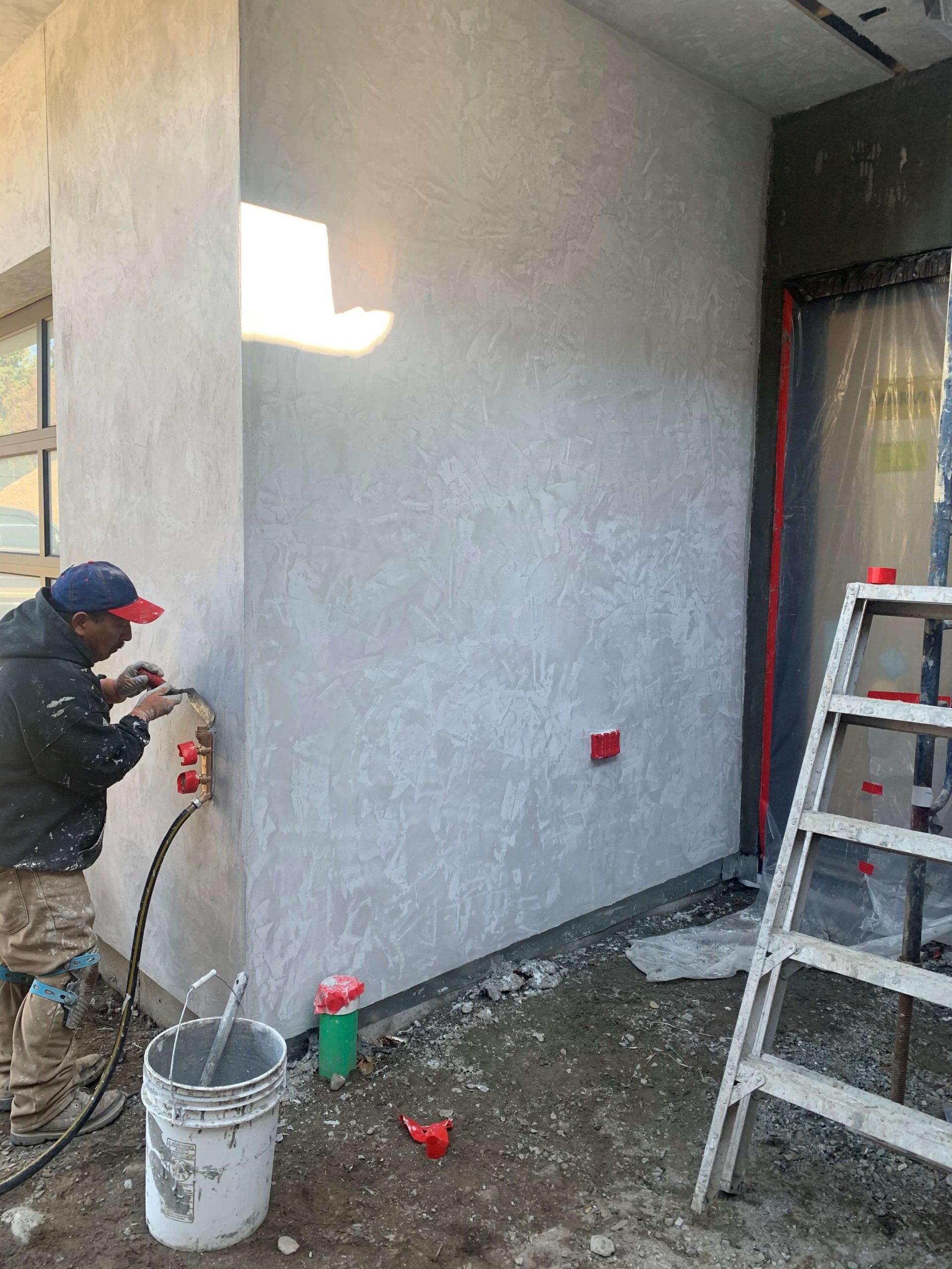 New stucco installation background