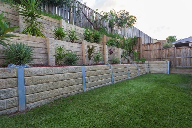 Retaining Walls / Planter Wall Construction