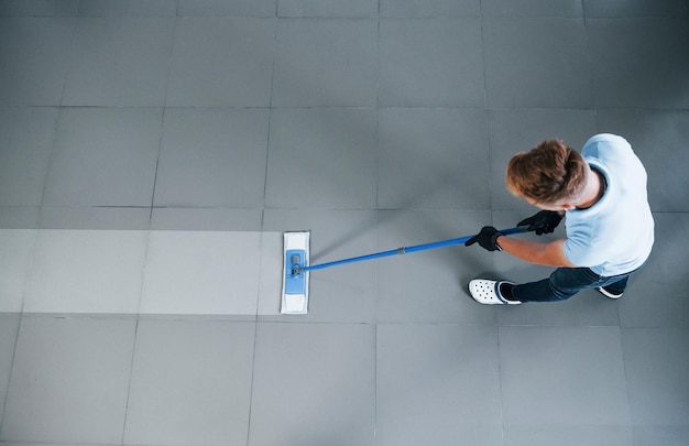 Pre And Post Construction Cleaning Service background