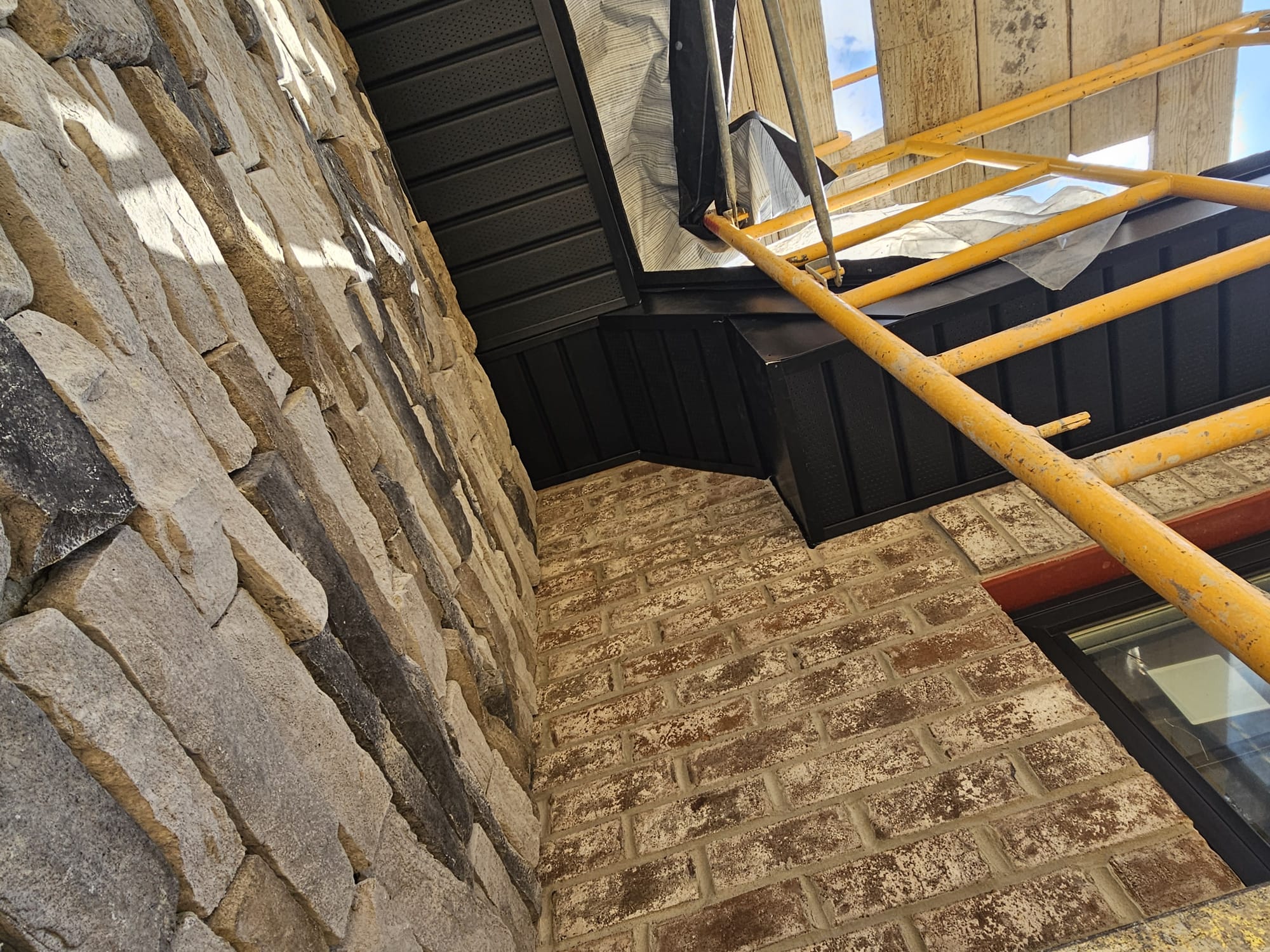 images-203