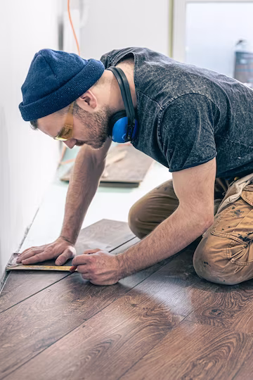 Hardwood Floor Installation & Repair