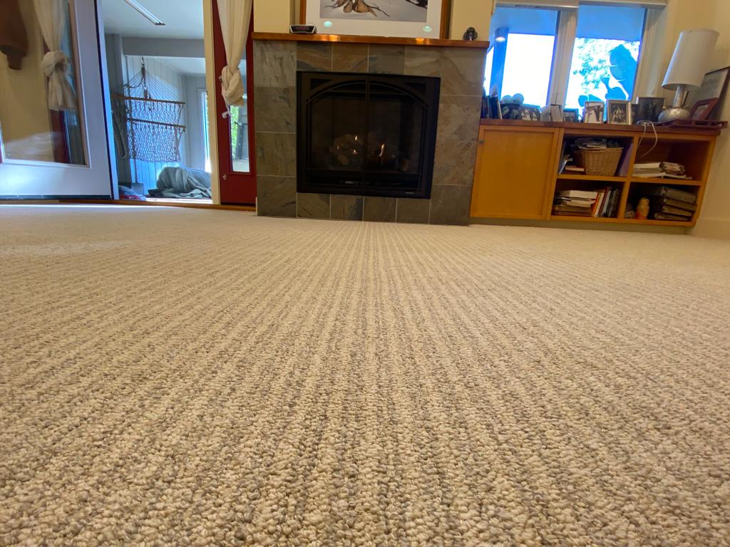 R Villa Flooring Inc background