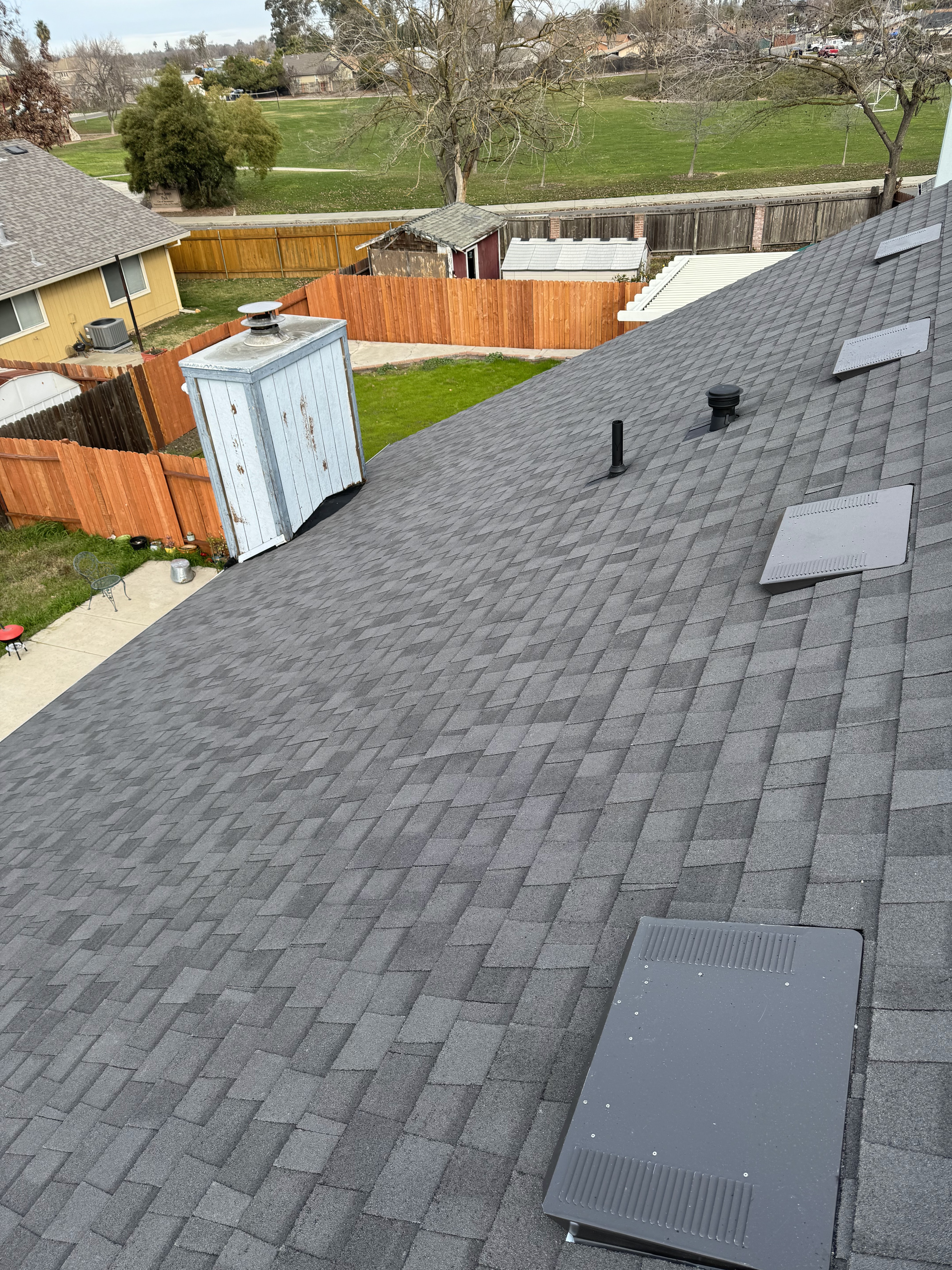 Asphalt Roofing Installation & Repair background