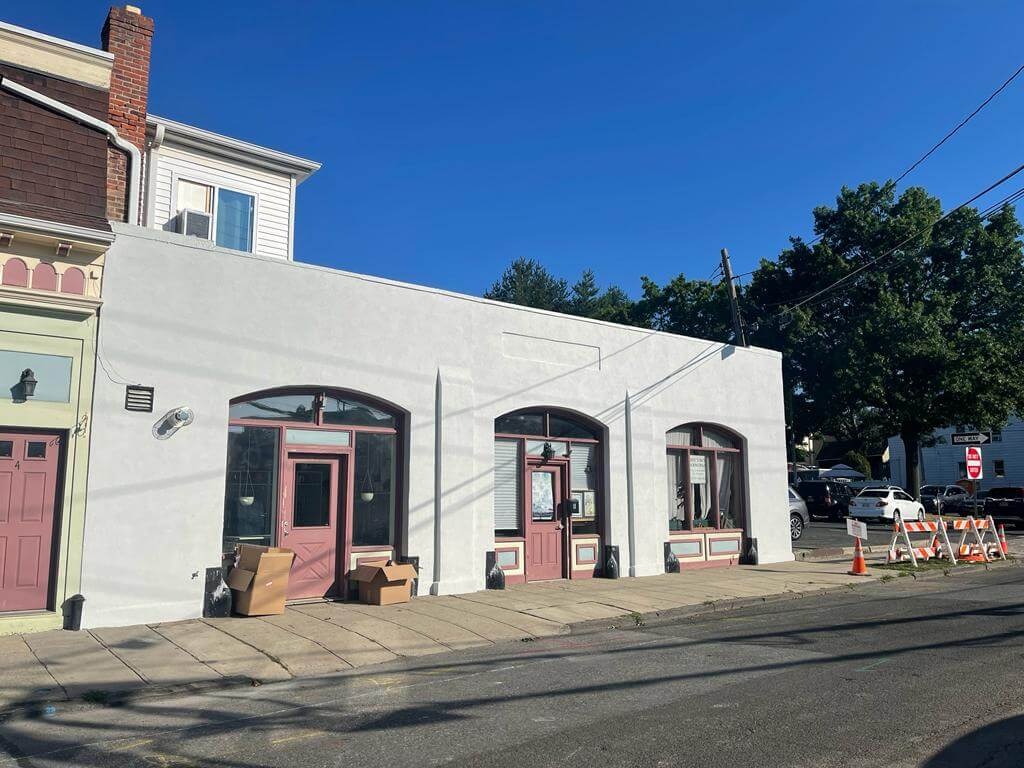 Building Beauty, One Wall at a Time-thumb