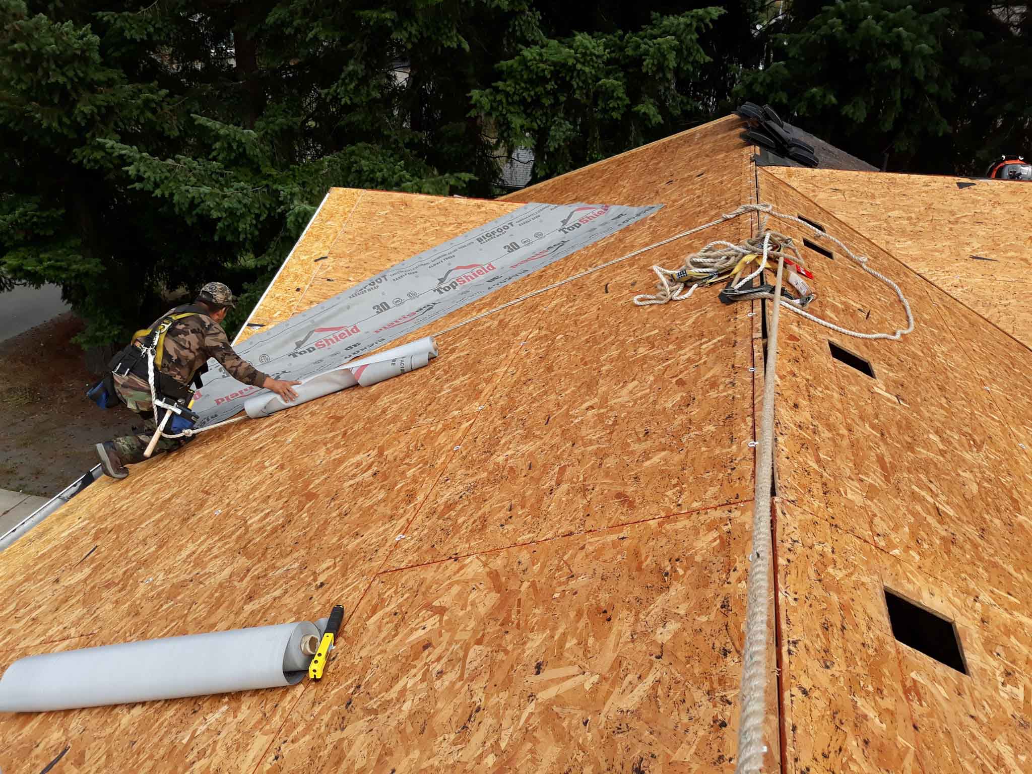 Brothers Roofing LLC.