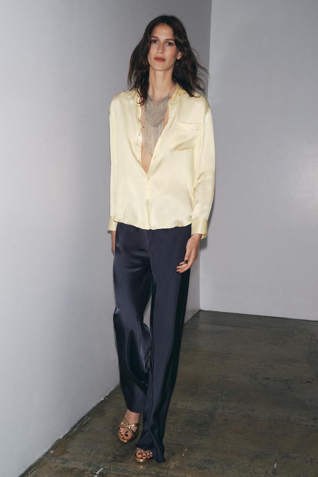 pantalon satinado flare