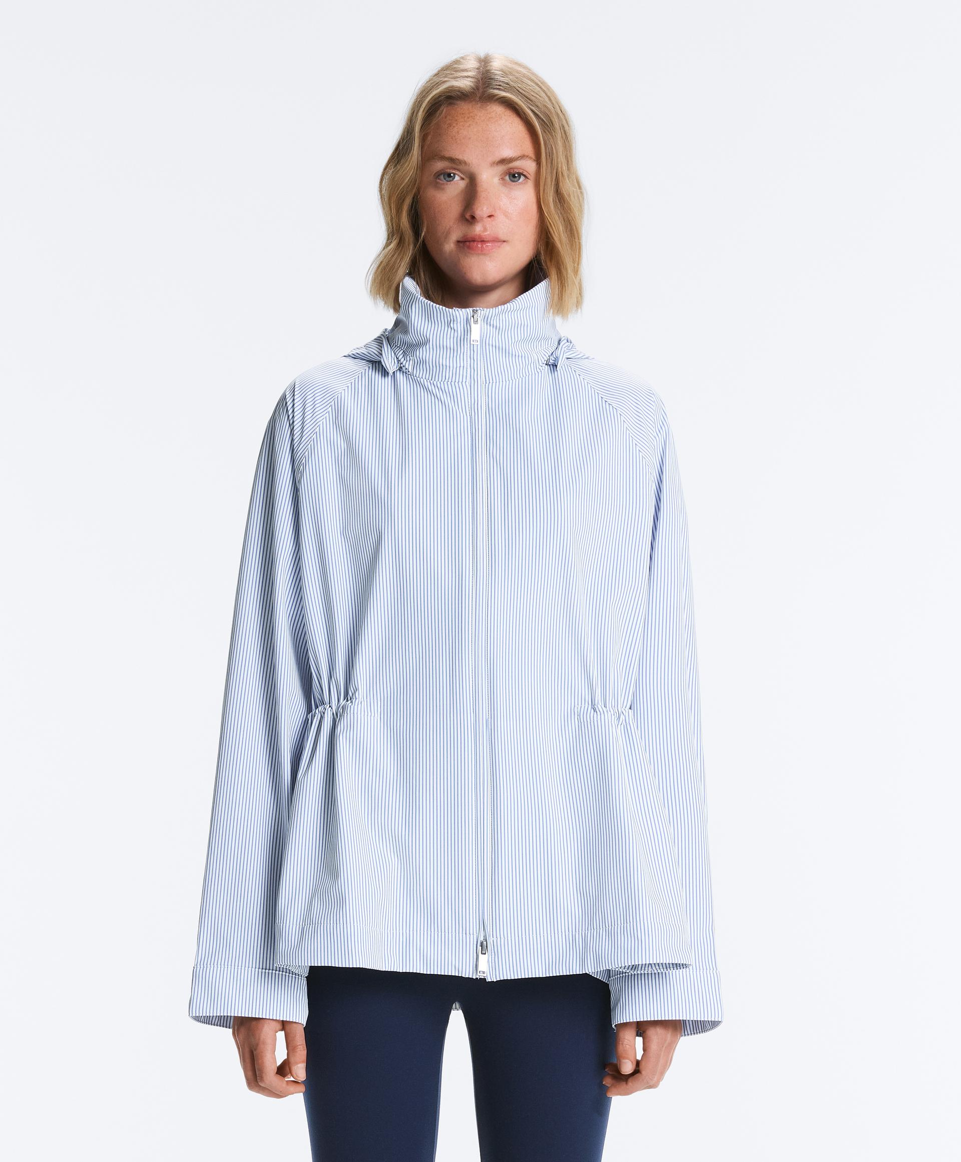 Chaqueta a rayas impermeable y ultraligera
