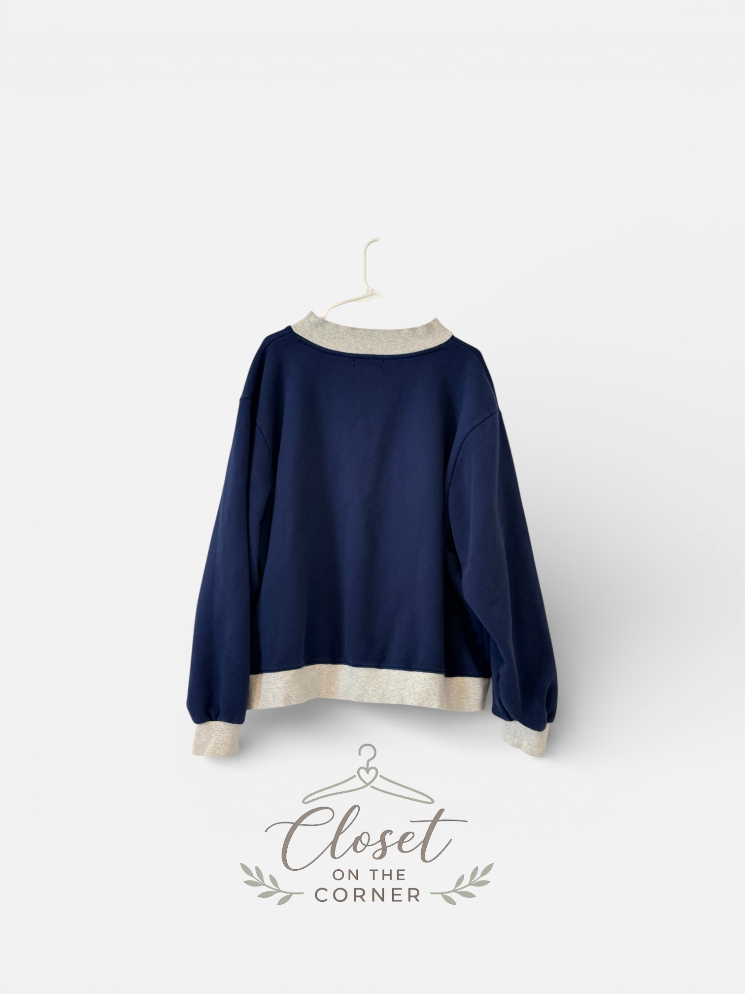 Parke Varsity Mock-Neck Sweatshirt in navy blue and gray - heritage thumbnail 3