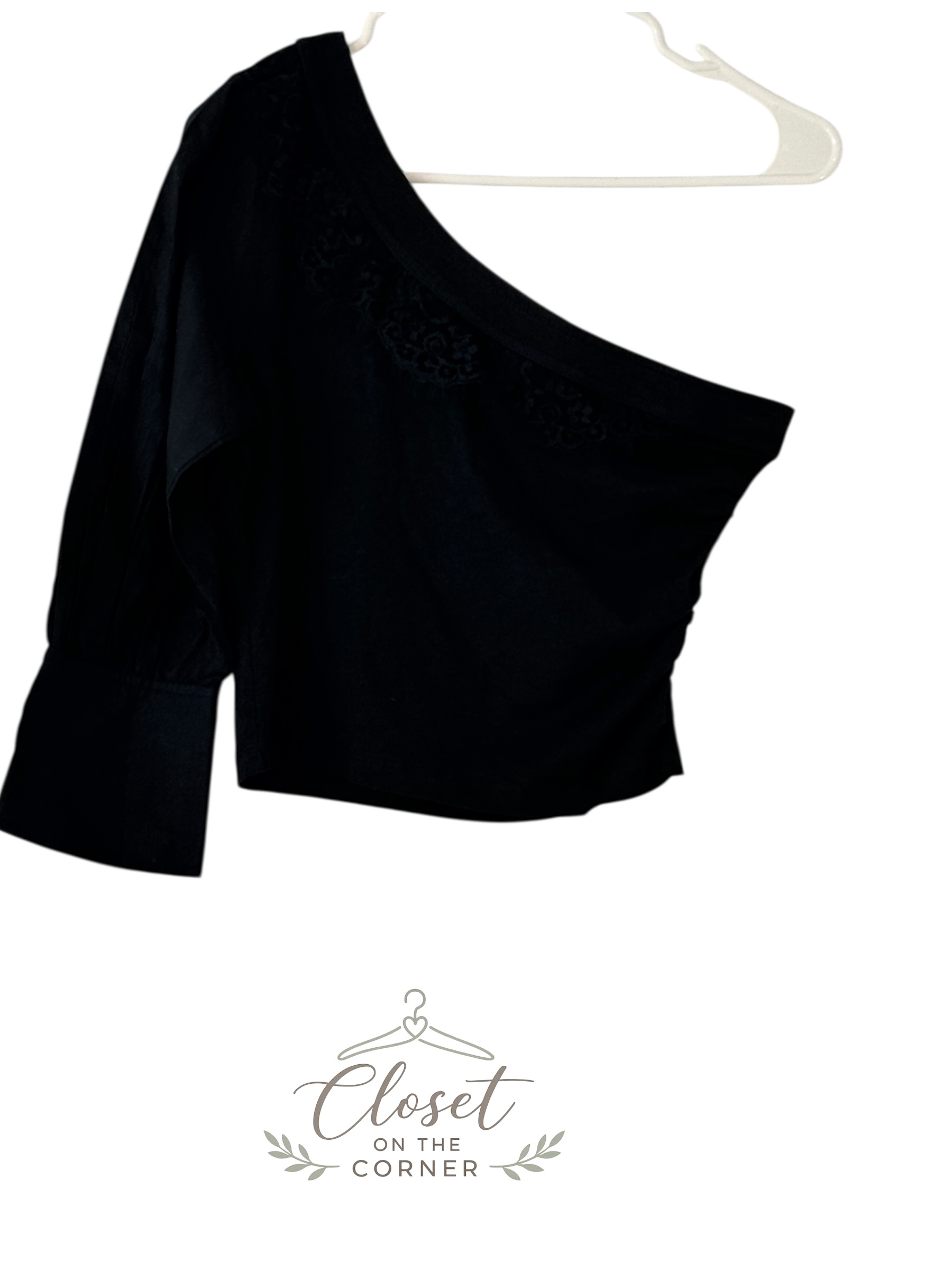 Anthropologie - Off the Shoulder Top with Lace Trim and Button Cuffs thumbnail 2