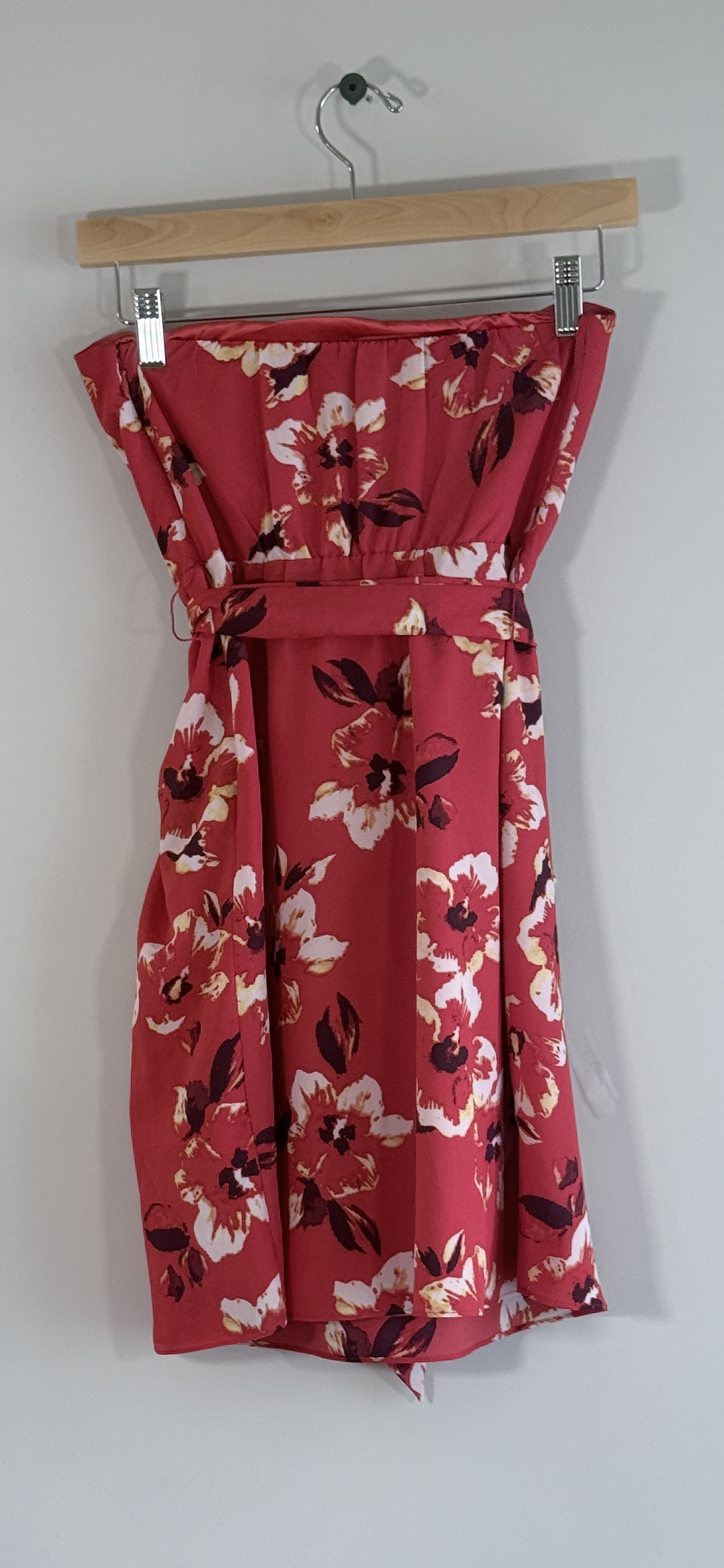 Express - Hibiscus Floral Prints Strapless Mini Dress thumbnail 3