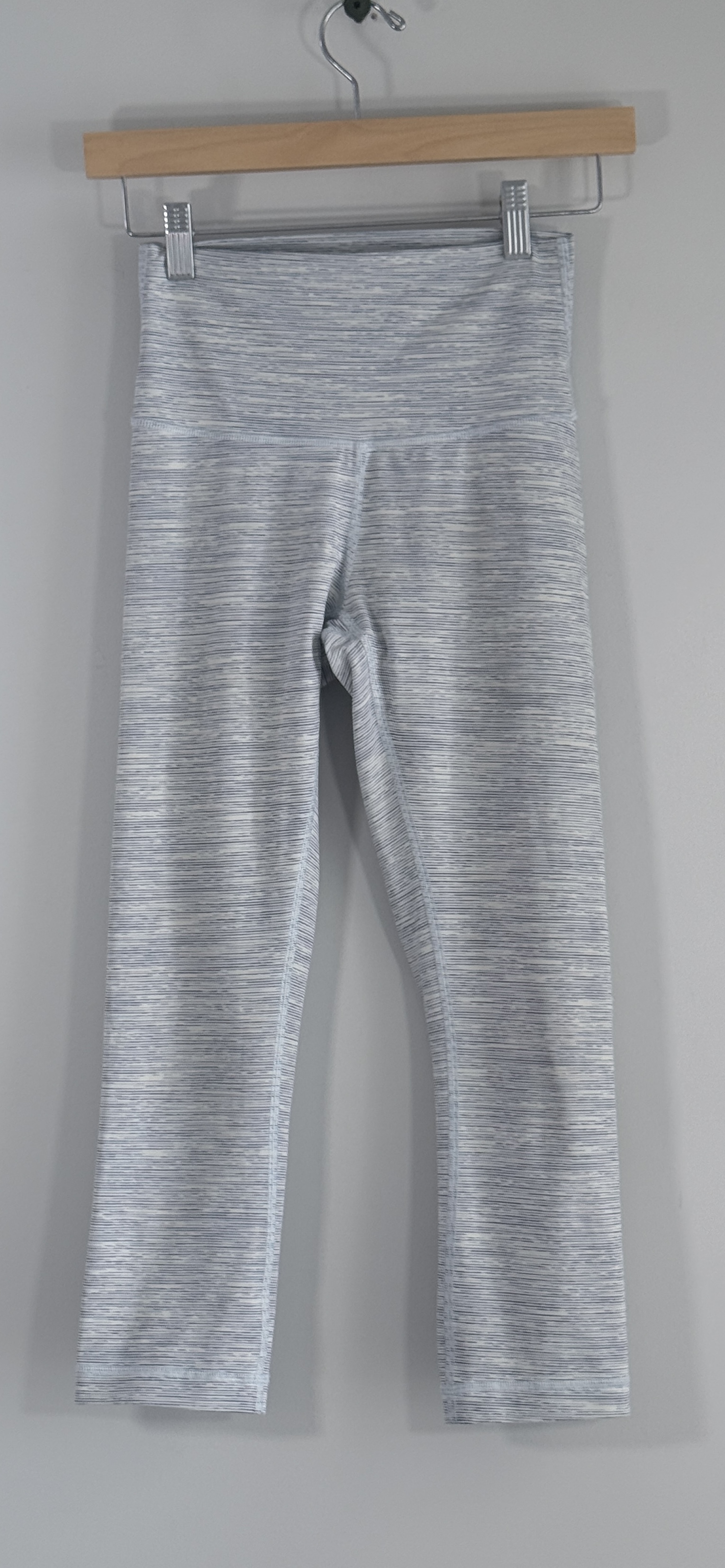 Lululemon Wunder Under Crop leggings thumbnail 2