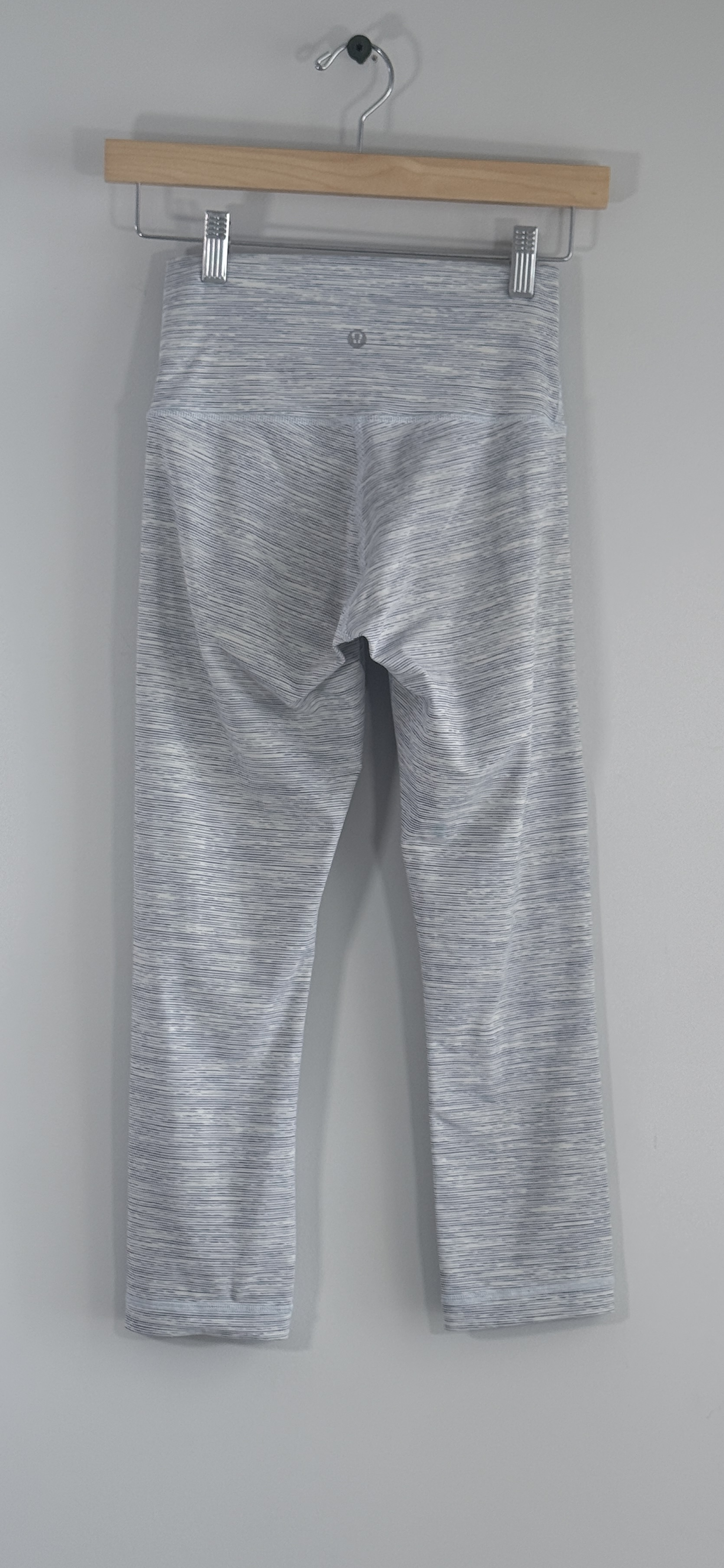 Lululemon Wunder Under Crop leggings thumbnail 3