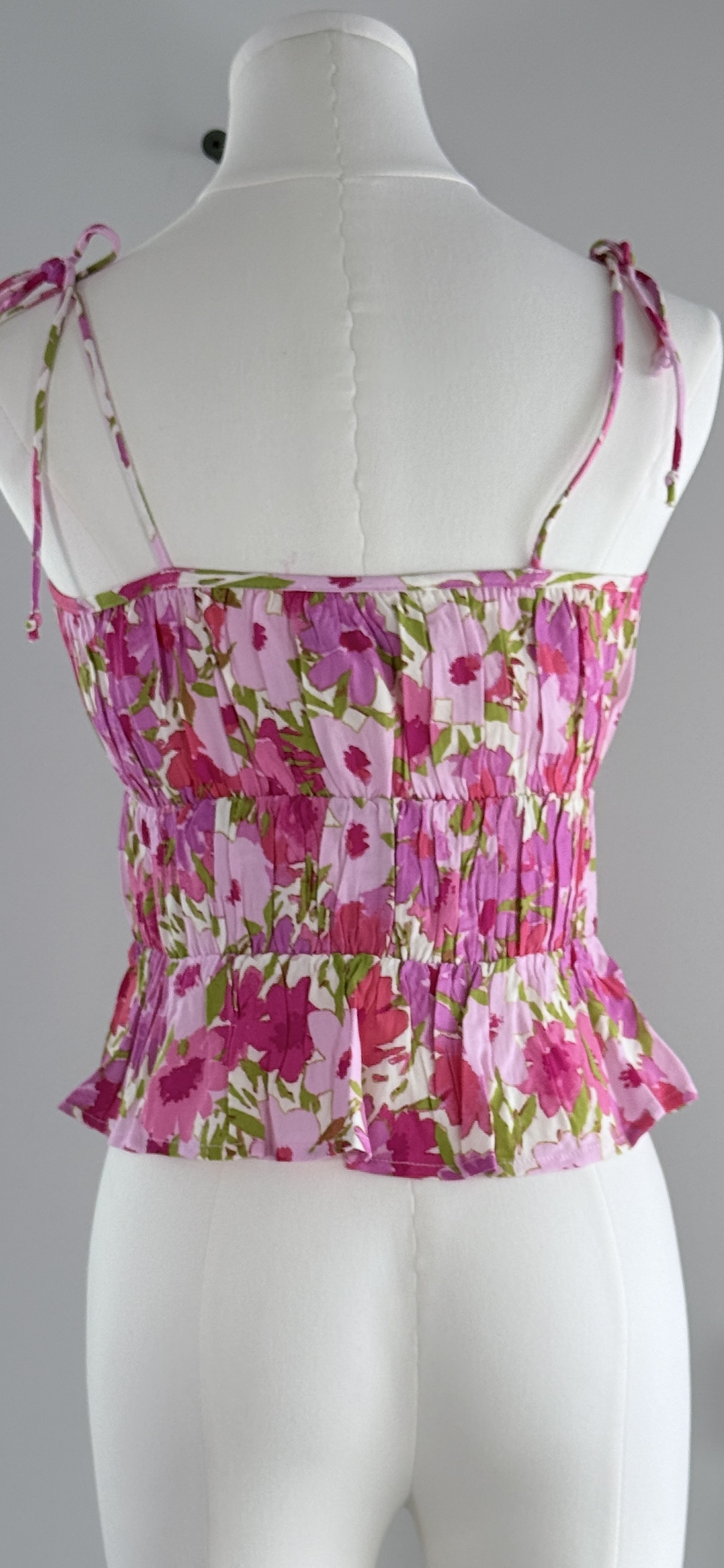 Sky to Moon Floral Tie-Front Crop Top thumbnail 4