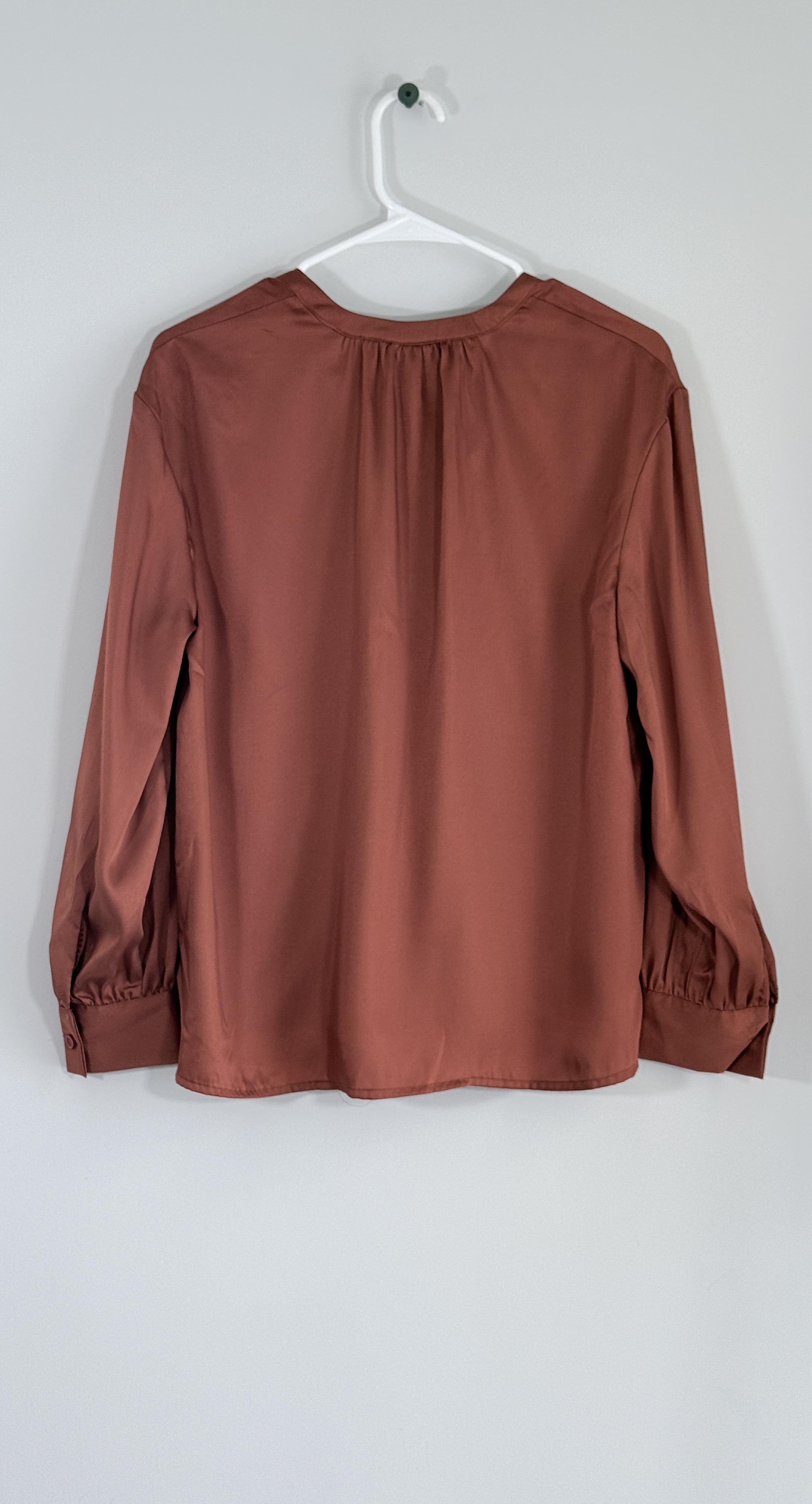 Who What Wear Burnt Orange V-Neck Blouse. thumbnail 3