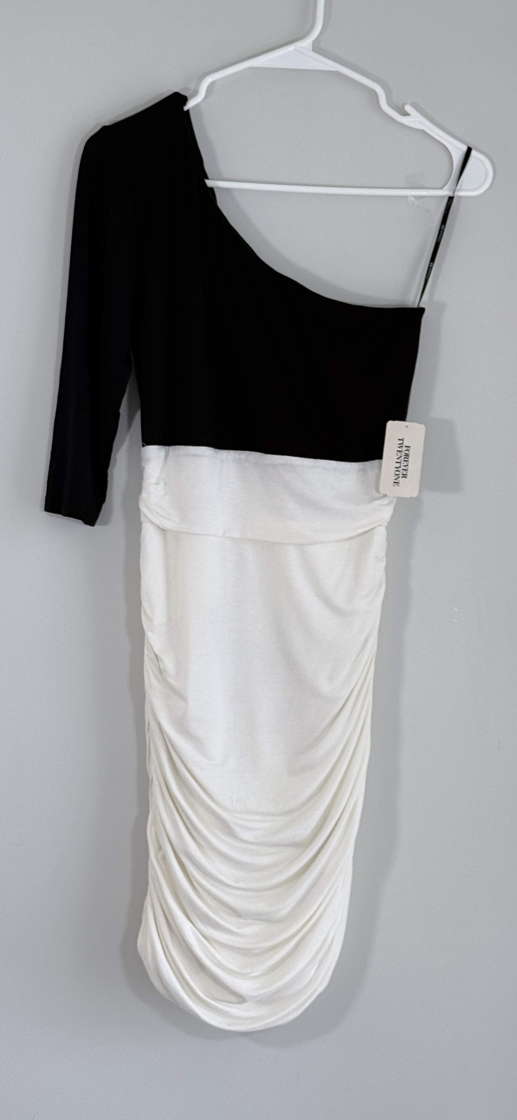 Forever 21 One-Shoulder Bodycon Mini Dress thumbnail 3