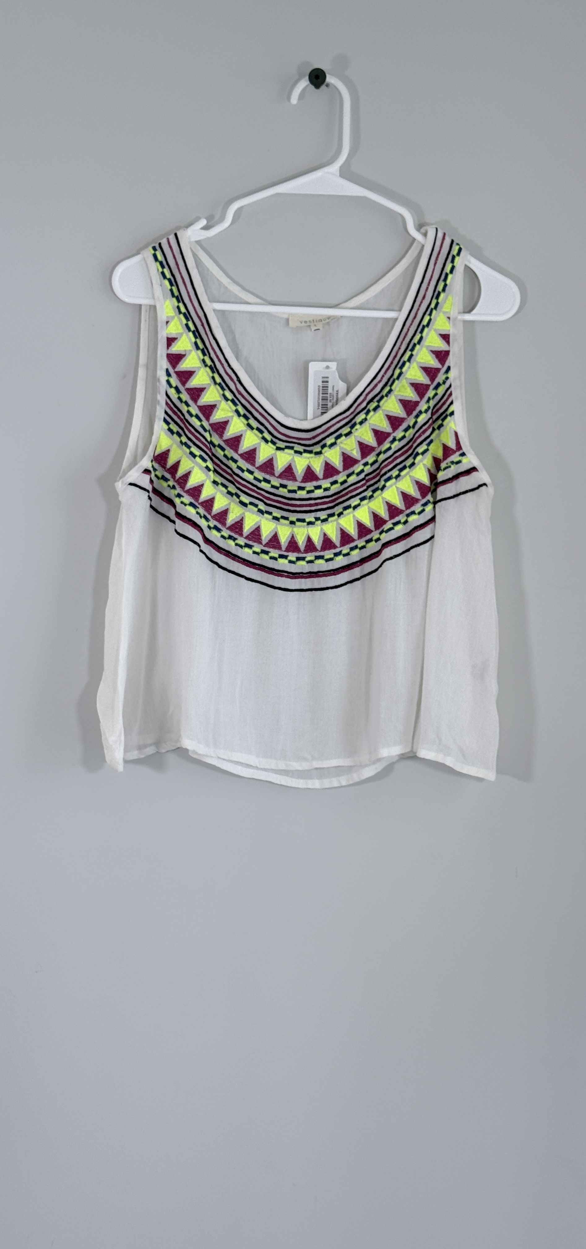 Vestique Boho-Style Sleeveless Crop Top thumbnail 2