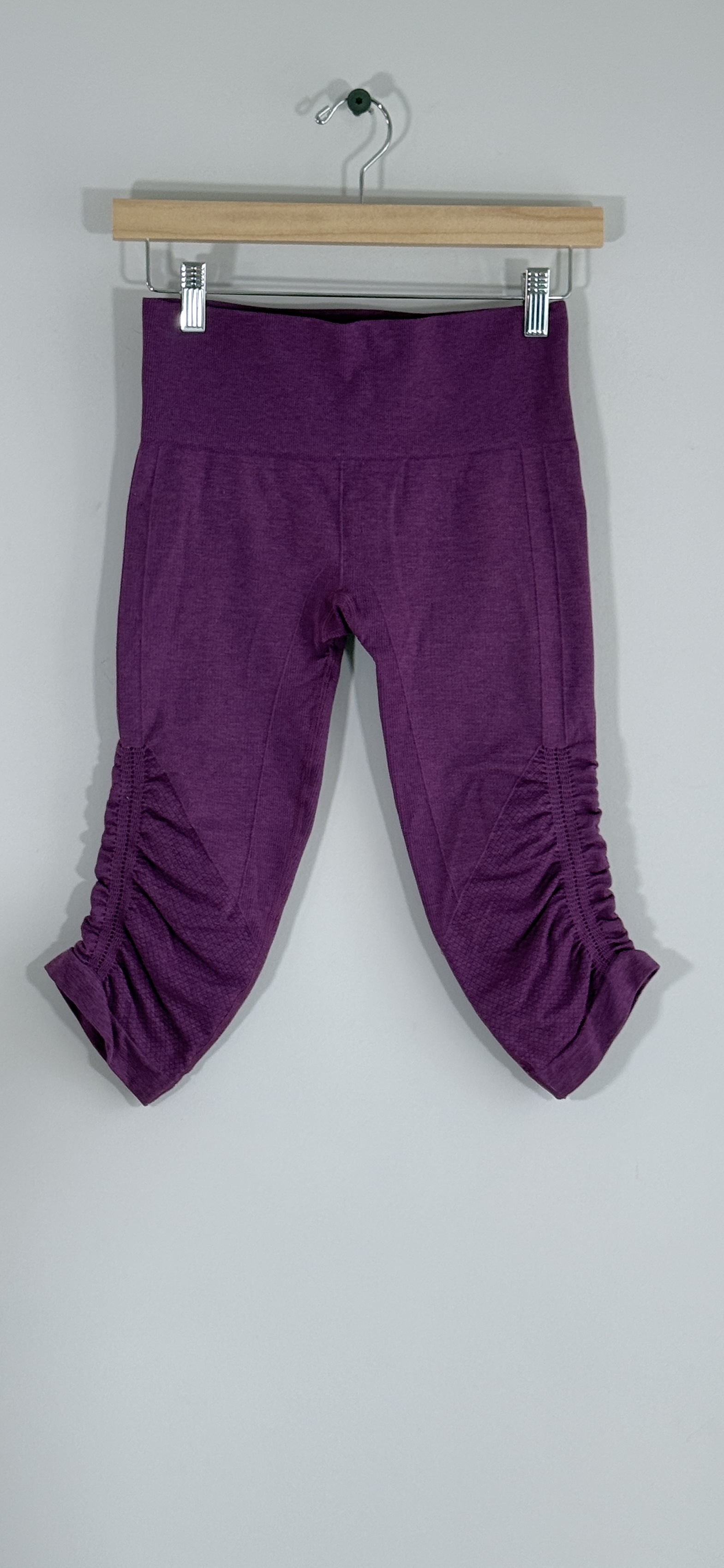 Lululemon "In The Flow" Crop leggings thumbnail 3