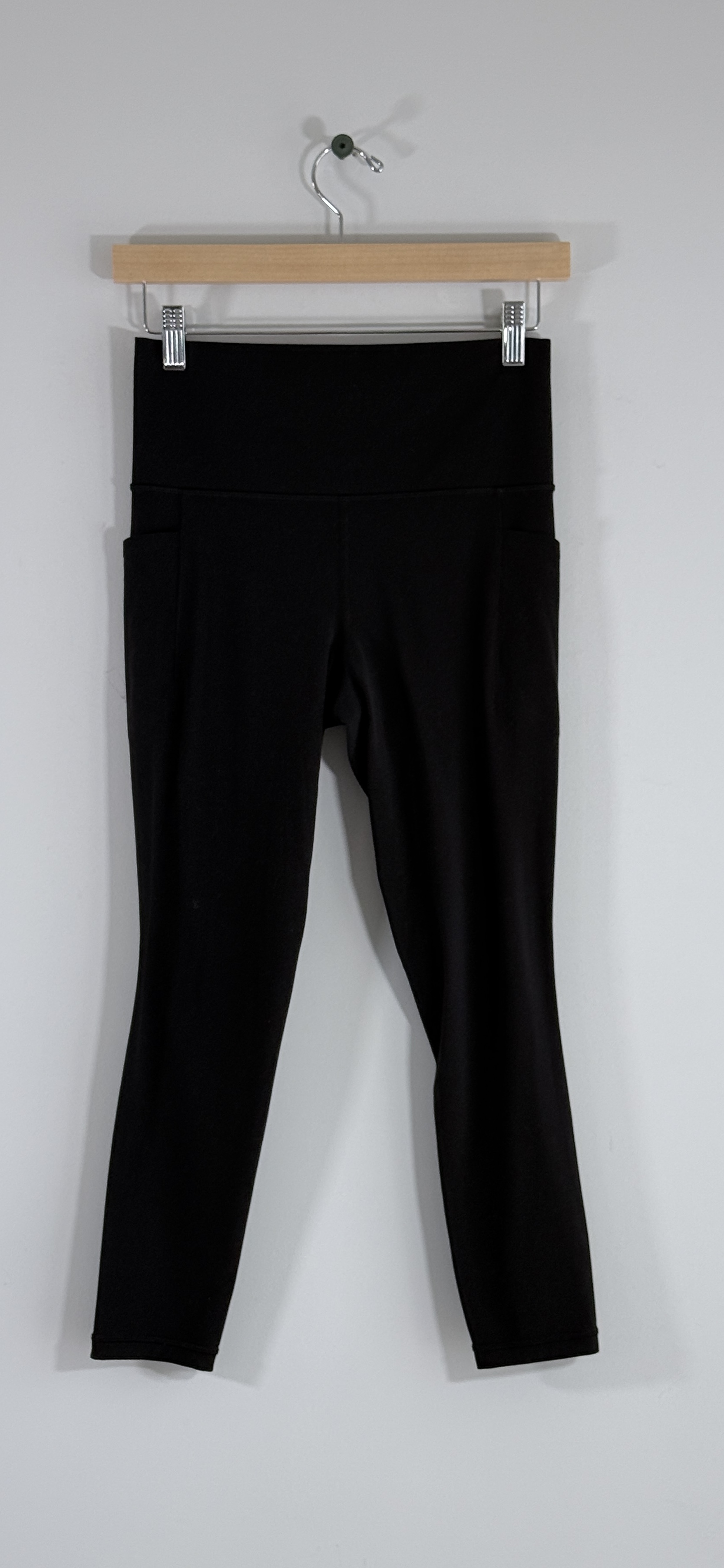 Athleta Salutation Stash High Rise Cropped Leggings thumbnail 2