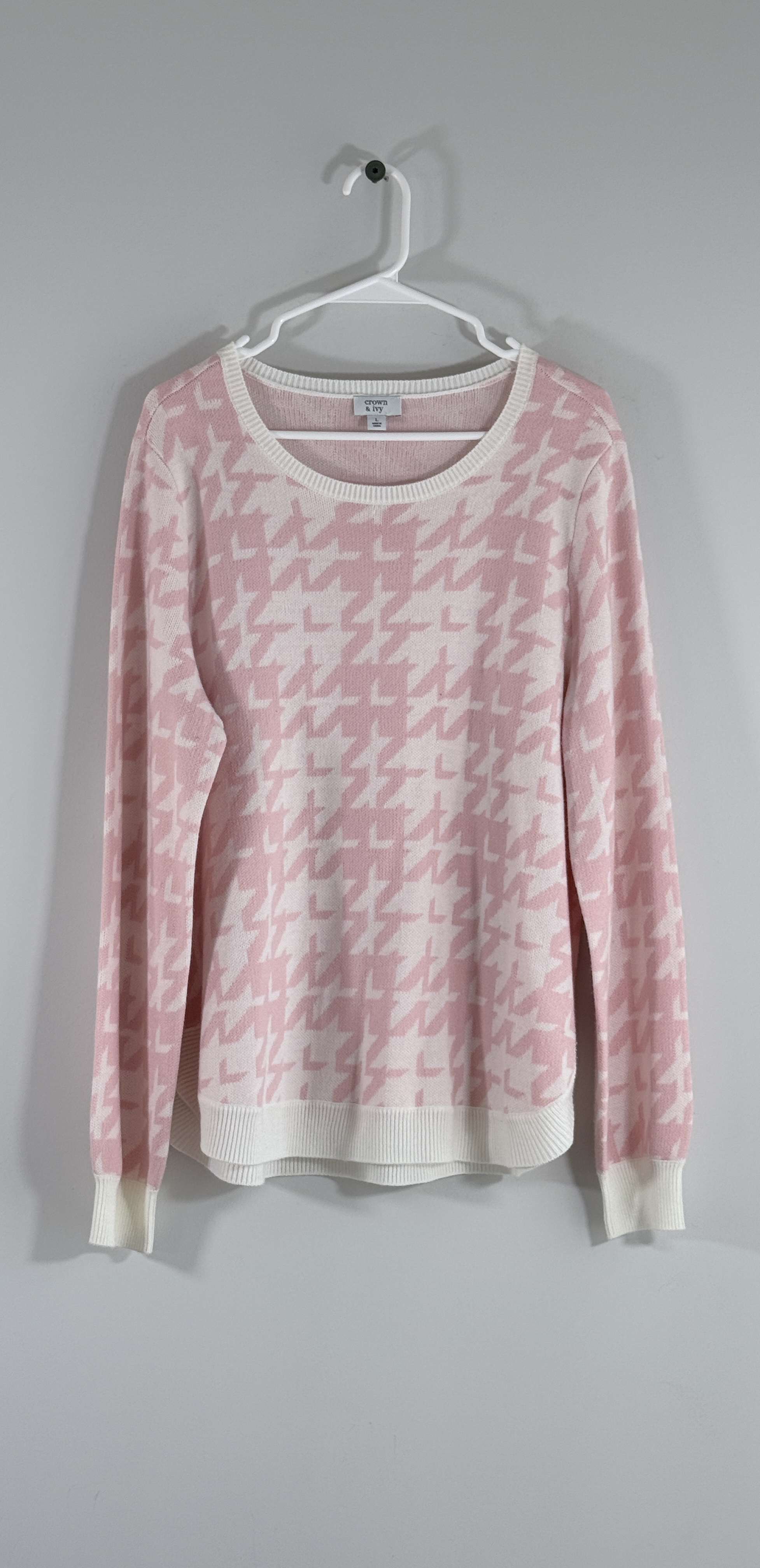 Crown & Ivy Houndstooth Sweater thumbnail 2